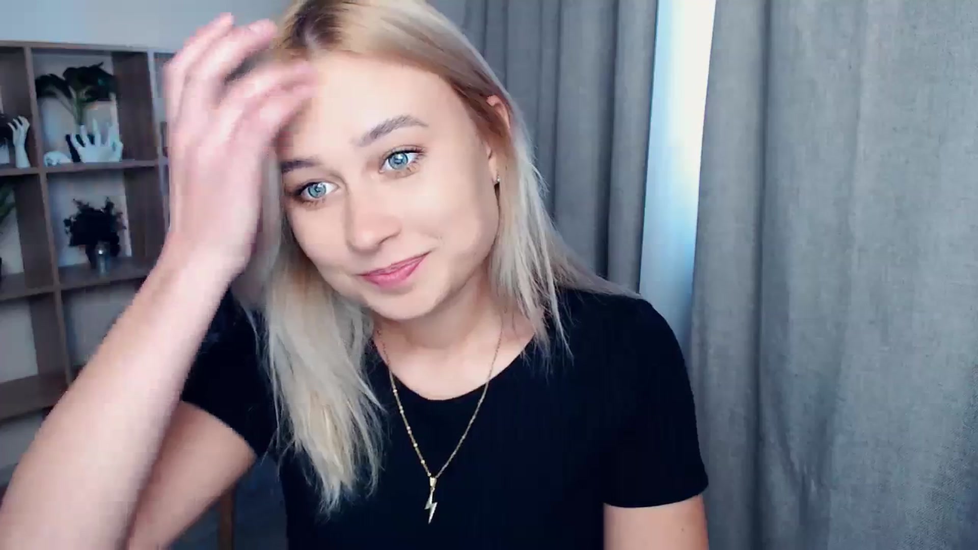 Gallery image thumbnail from Kukla_kolduna's myfreecams stream on, 10/08/2023, 15:15 image 15 of 20