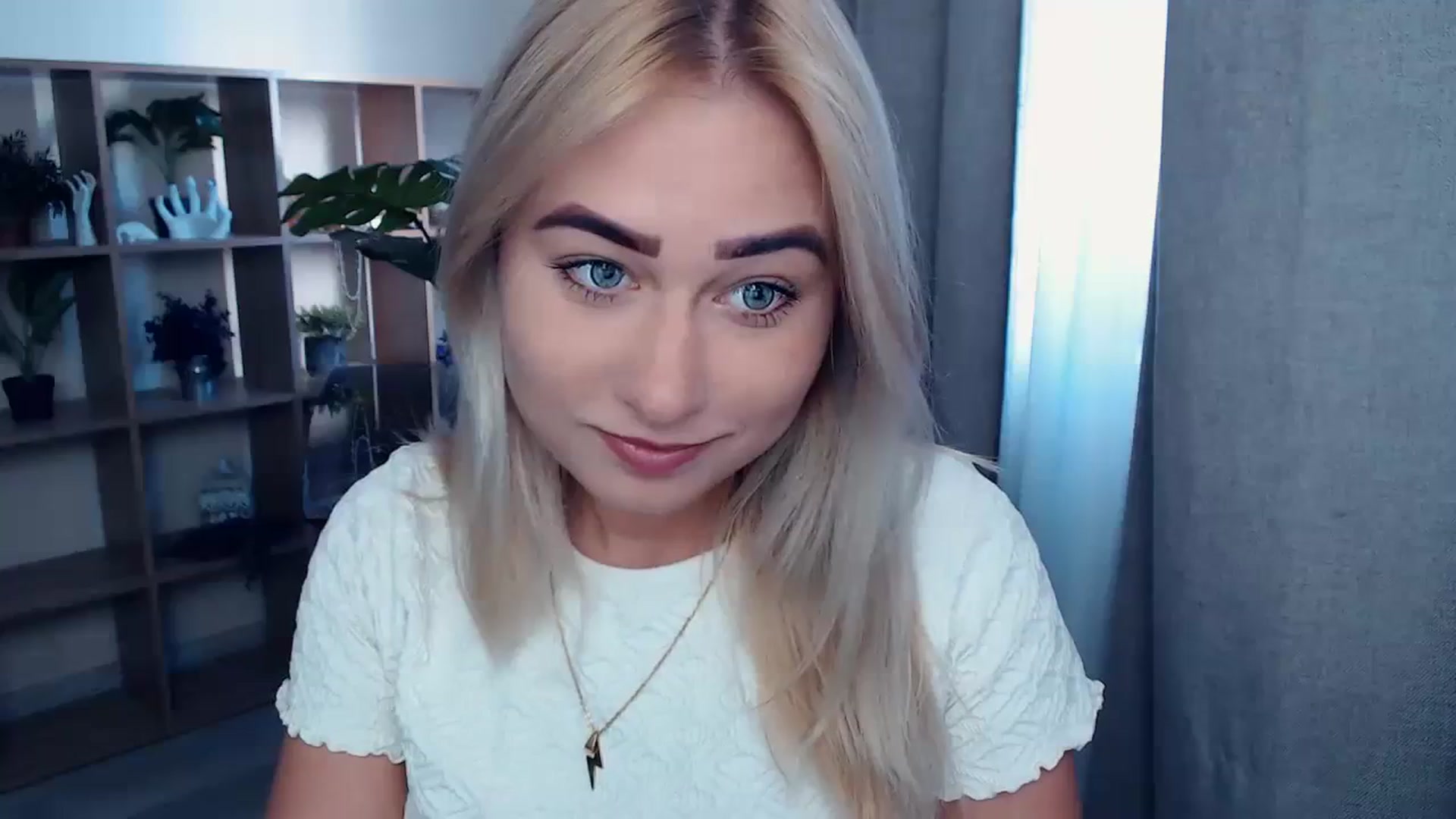 Gallery image thumbnail from Kukla_kolduna's myfreecams stream on, 10/11/2023, 13:38 image 6 of 20