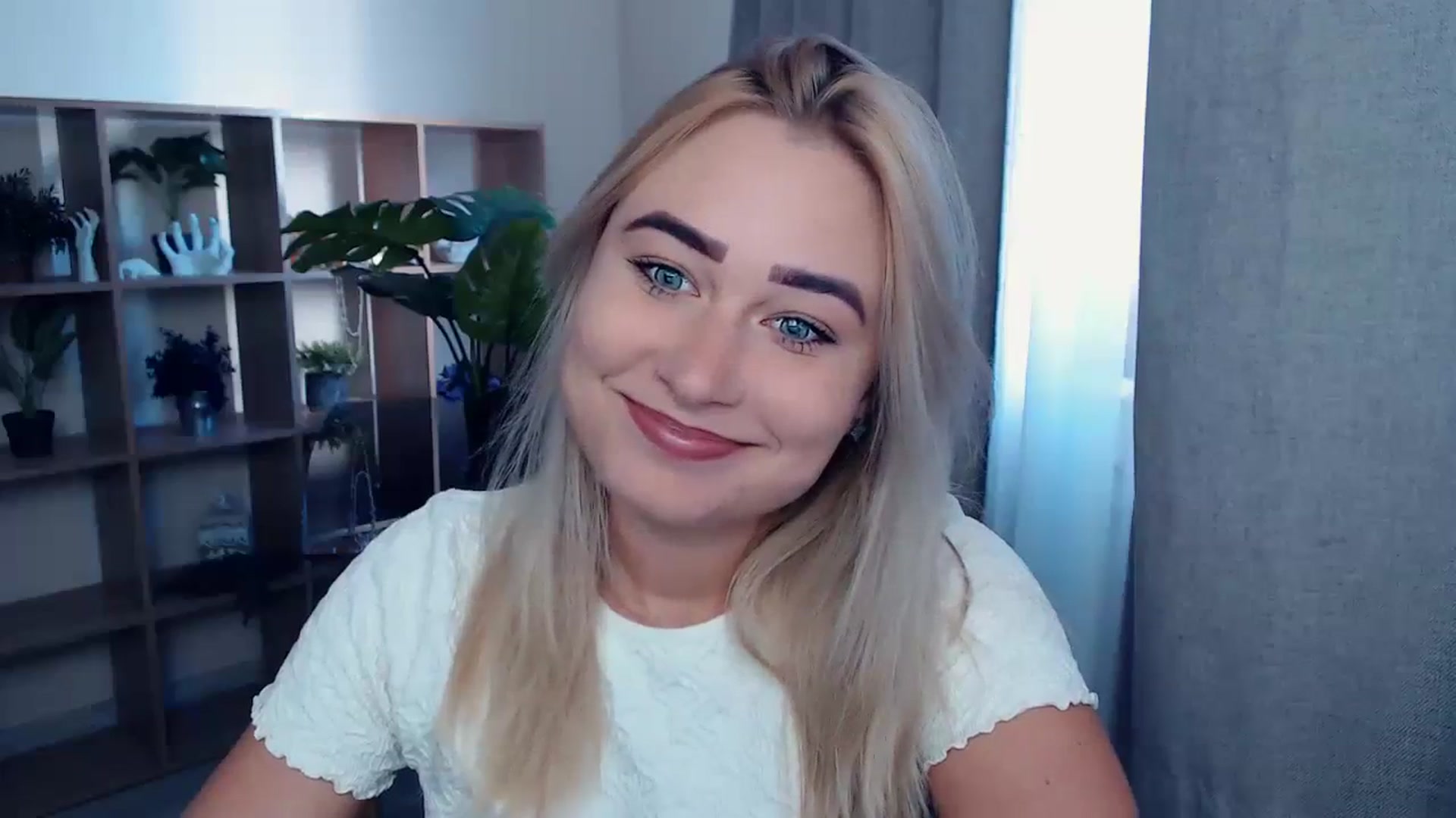 Gallery image thumbnail from Kukla_kolduna's myfreecams stream on, 10/11/2023, 13:38 image 3 of 20