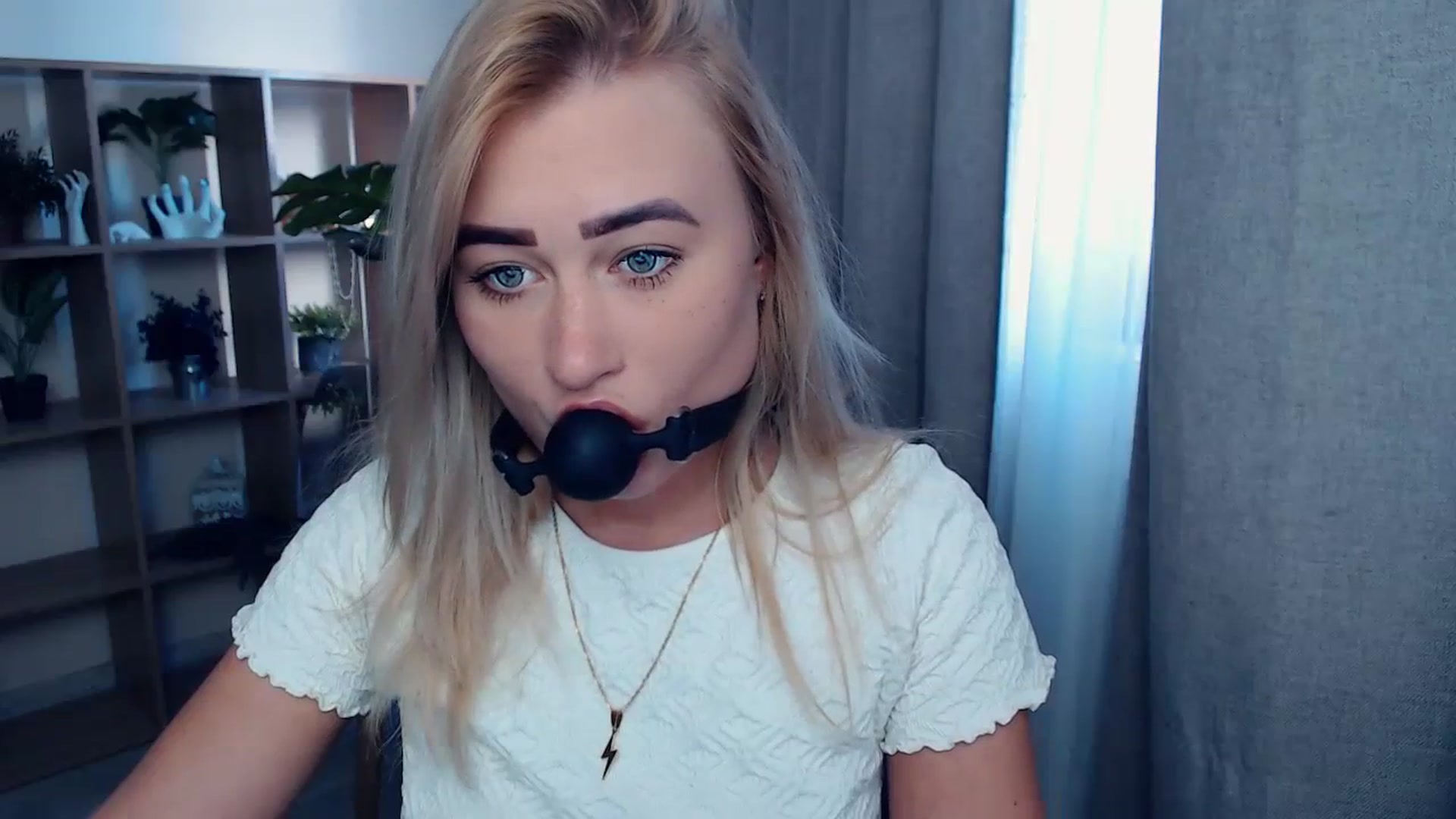 Gallery image thumbnail from Kukla_kolduna's myfreecams stream on, 10/11/2023, 13:38 image 20 of 20