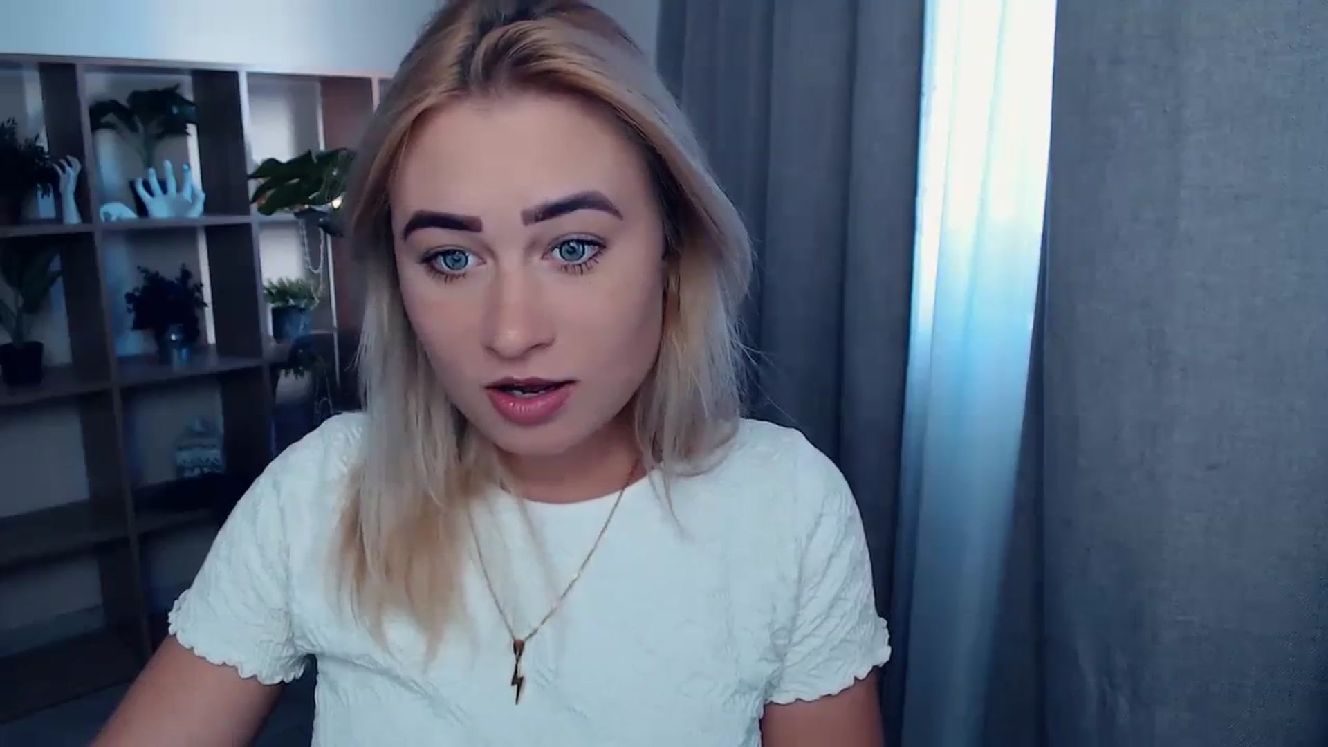 Gallery image thumbnail from Kukla_kolduna's myfreecams stream on, 10/11/2023, 13:38 image 14 of 20
