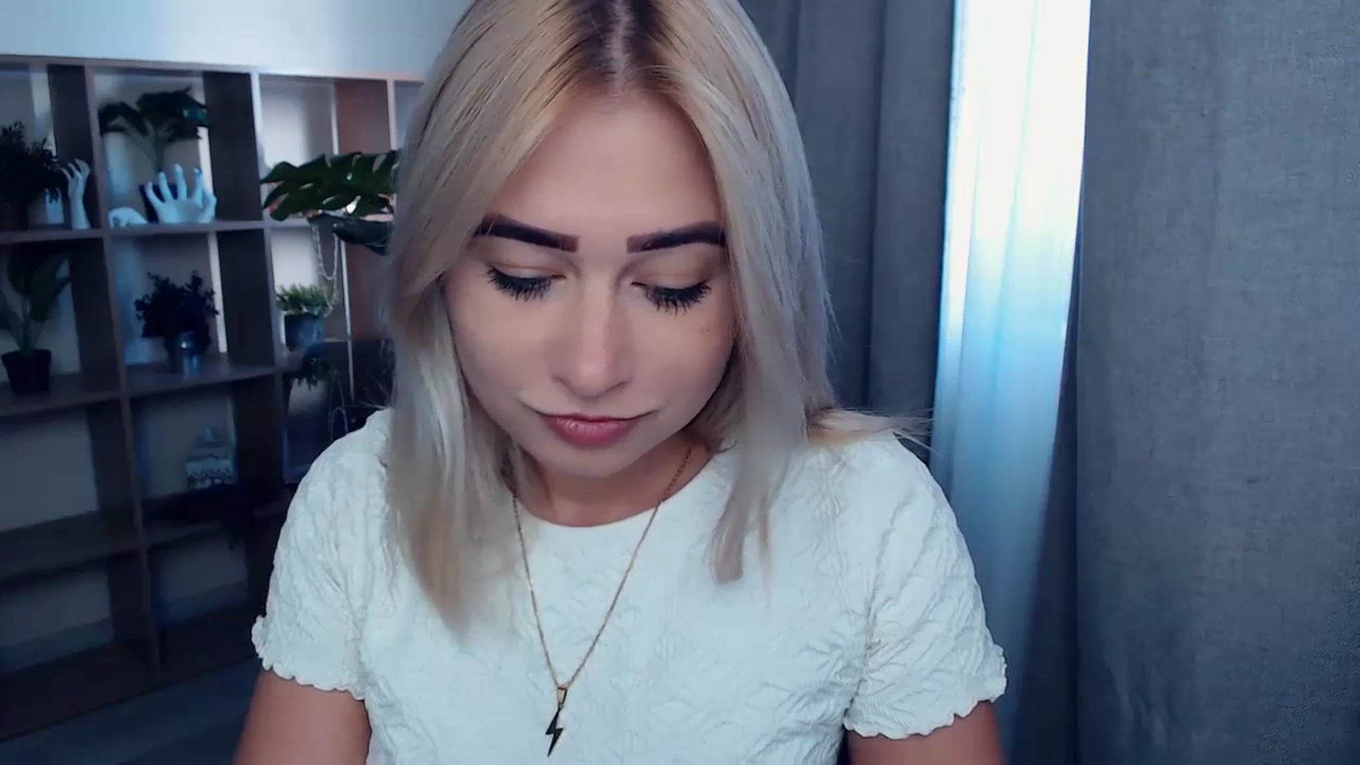Gallery image thumbnail from Kukla_kolduna's myfreecams stream on, 10/11/2023, 13:38 image 7 of 20