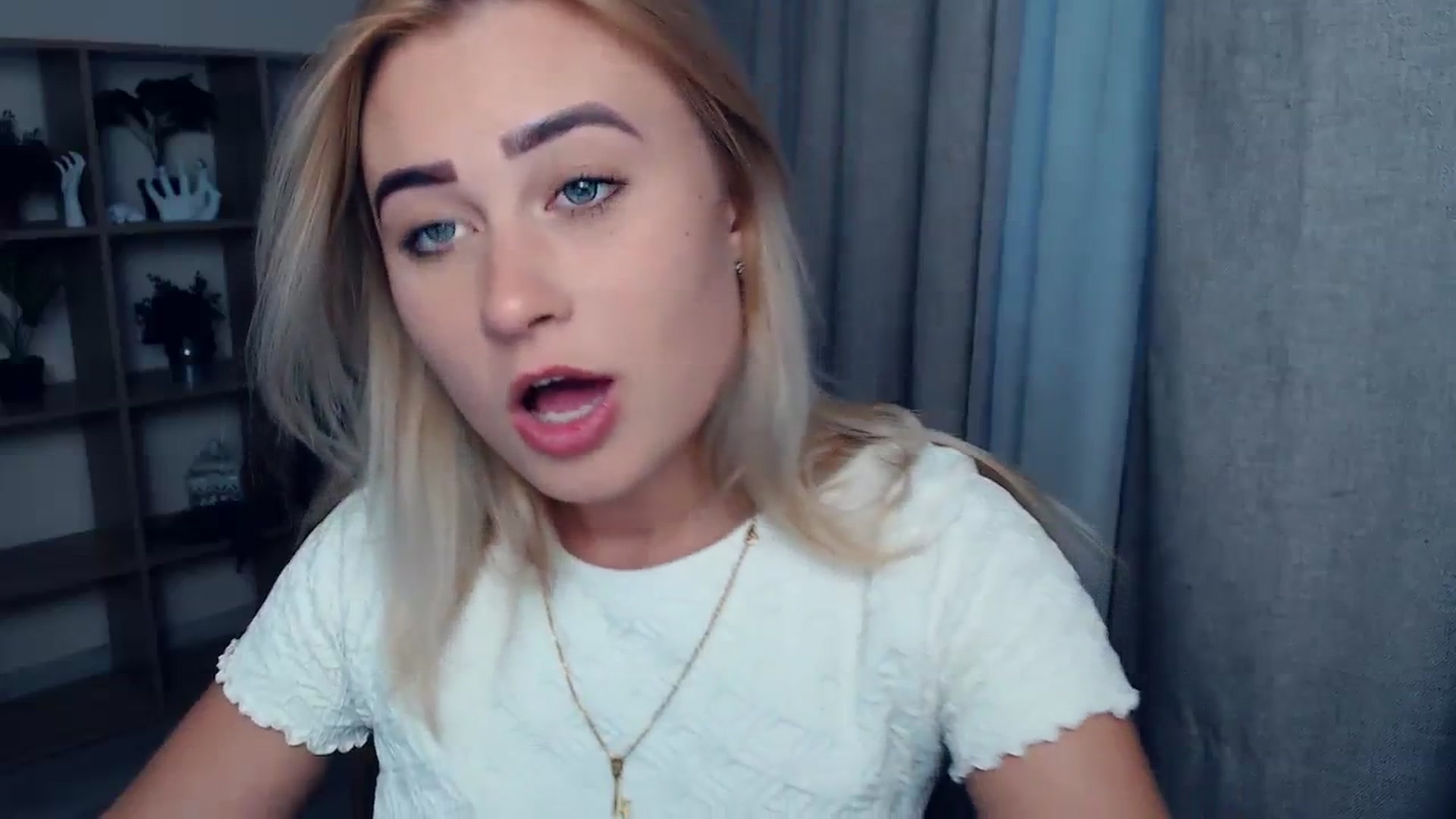 Gallery image thumbnail from Kukla_kolduna's myfreecams stream on, 10/11/2023, 16:02 image 9 of 20