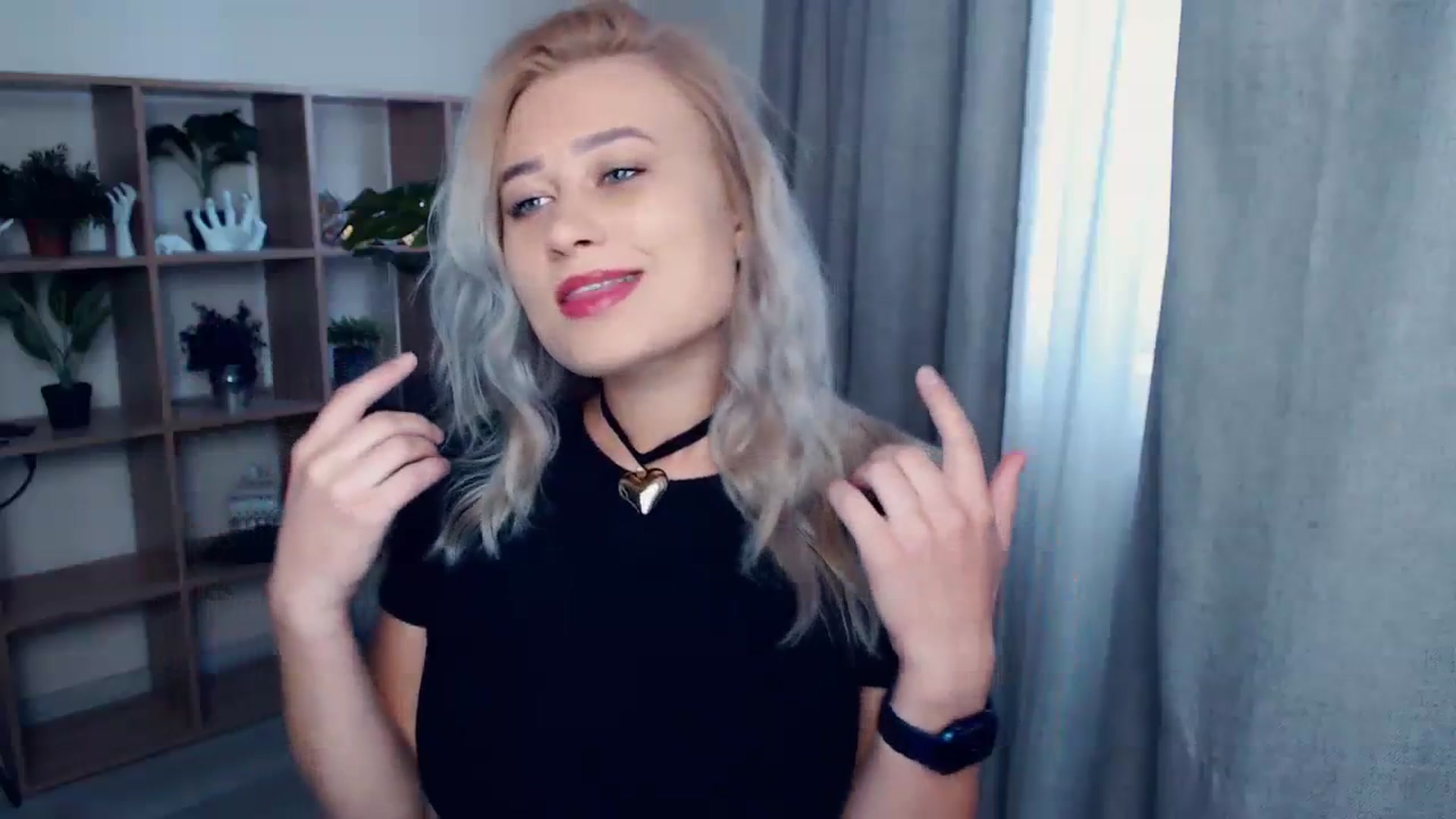 Gallery image thumbnail from Kukla_kolduna's myfreecams stream on, 10/15/2023, 11:45 image 18 of 20