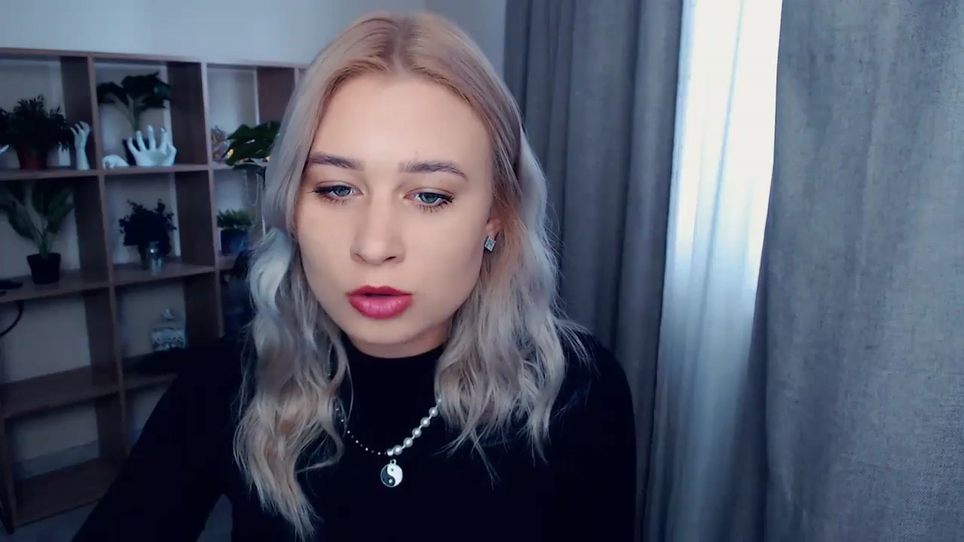 Gallery image thumbnail from Kukla_kolduna's myfreecams stream on, 10/15/2023, 11:45 image 11 of 20