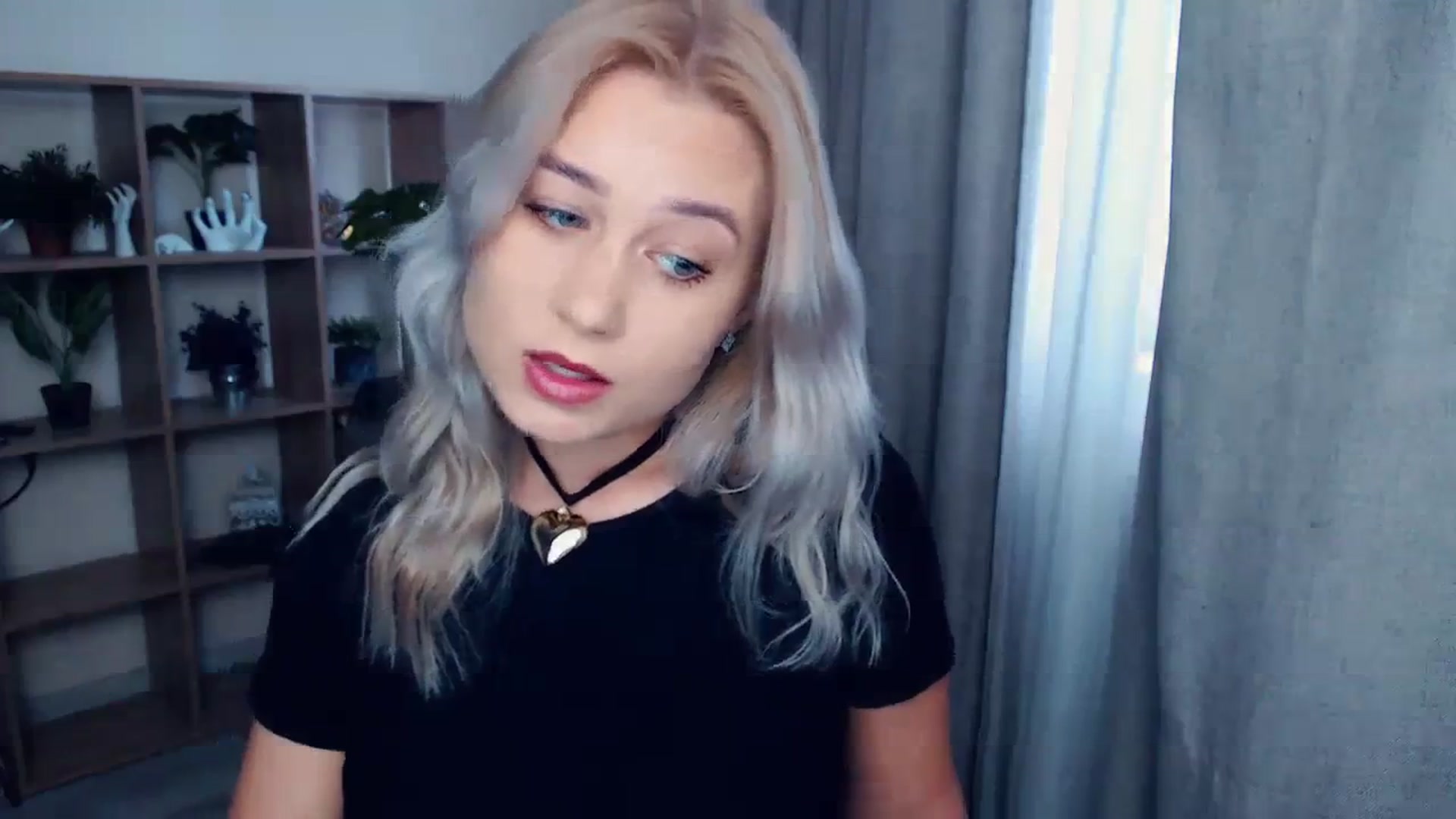 Gallery image thumbnail from Kukla_kolduna's myfreecams stream on, 10/15/2023, 11:45 image 19 of 20