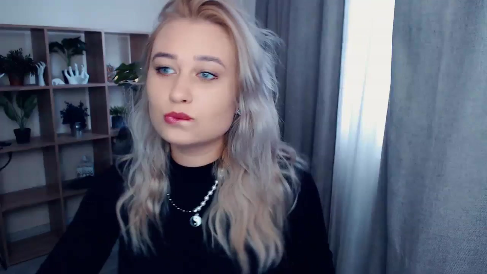 Gallery image thumbnail from Kukla_kolduna's myfreecams stream on, 10/15/2023, 11:45 image 1 of 20