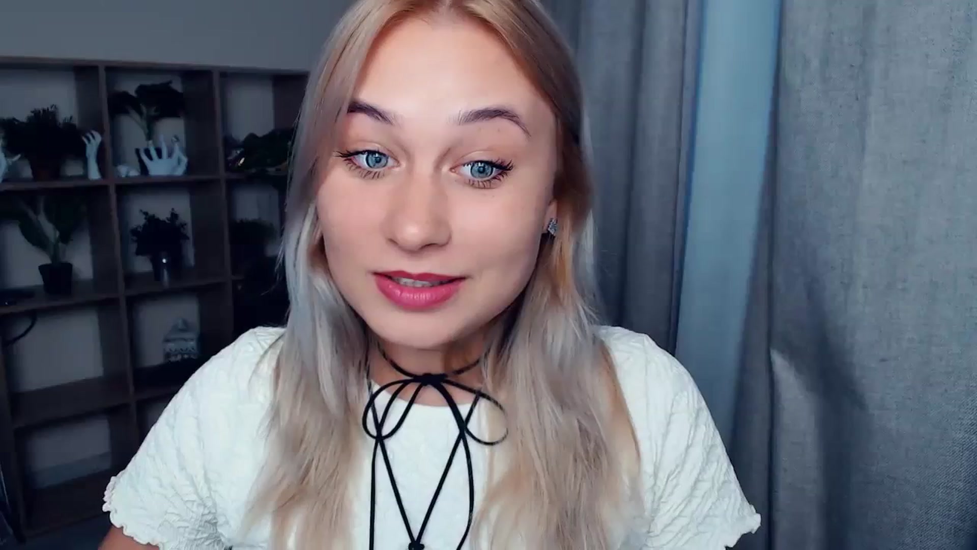 Gallery image thumbnail from Kukla_kolduna's myfreecams stream on, 10/16/2023, 14:53 image 16 of 20