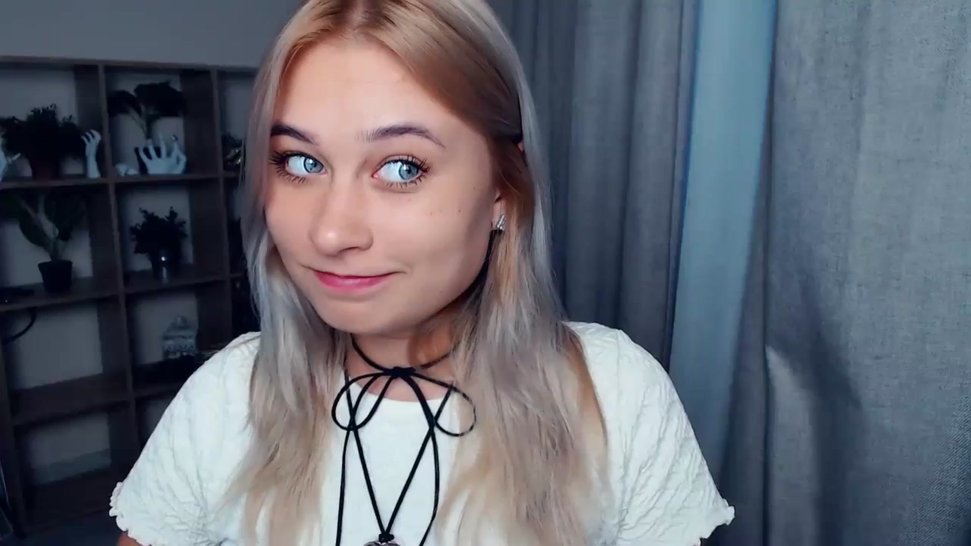 Gallery image thumbnail from Kukla_kolduna's myfreecams stream on, 10/16/2023, 14:53 image 17 of 20