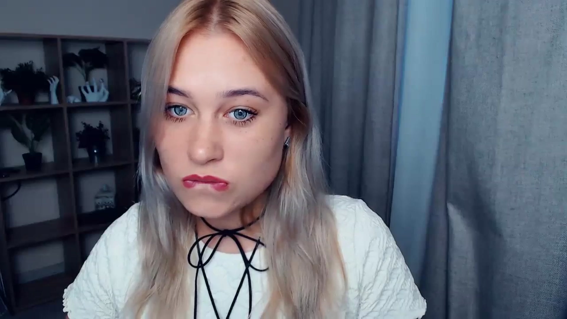Gallery image thumbnail from Kukla_kolduna's myfreecams stream on, 10/16/2023, 14:53 image 14 of 20