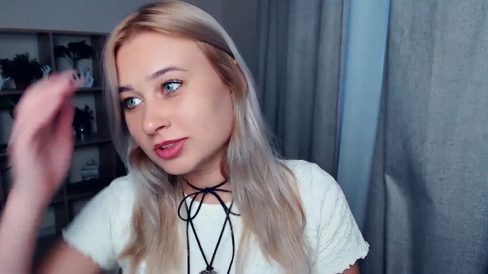 Gallery image thumbnail from Kukla_kolduna's myfreecams stream on, 10/16/2023, 14:53 image 12 of 20
