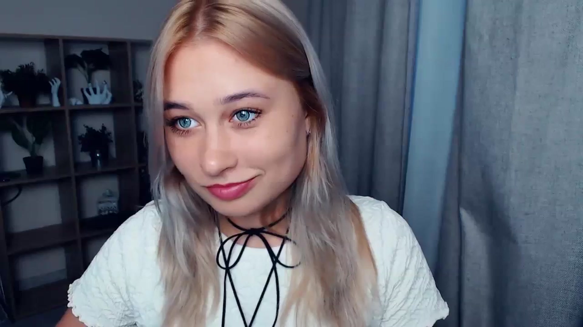 Gallery image thumbnail from Kukla_kolduna's myfreecams stream on, 10/16/2023, 14:53 image 18 of 20