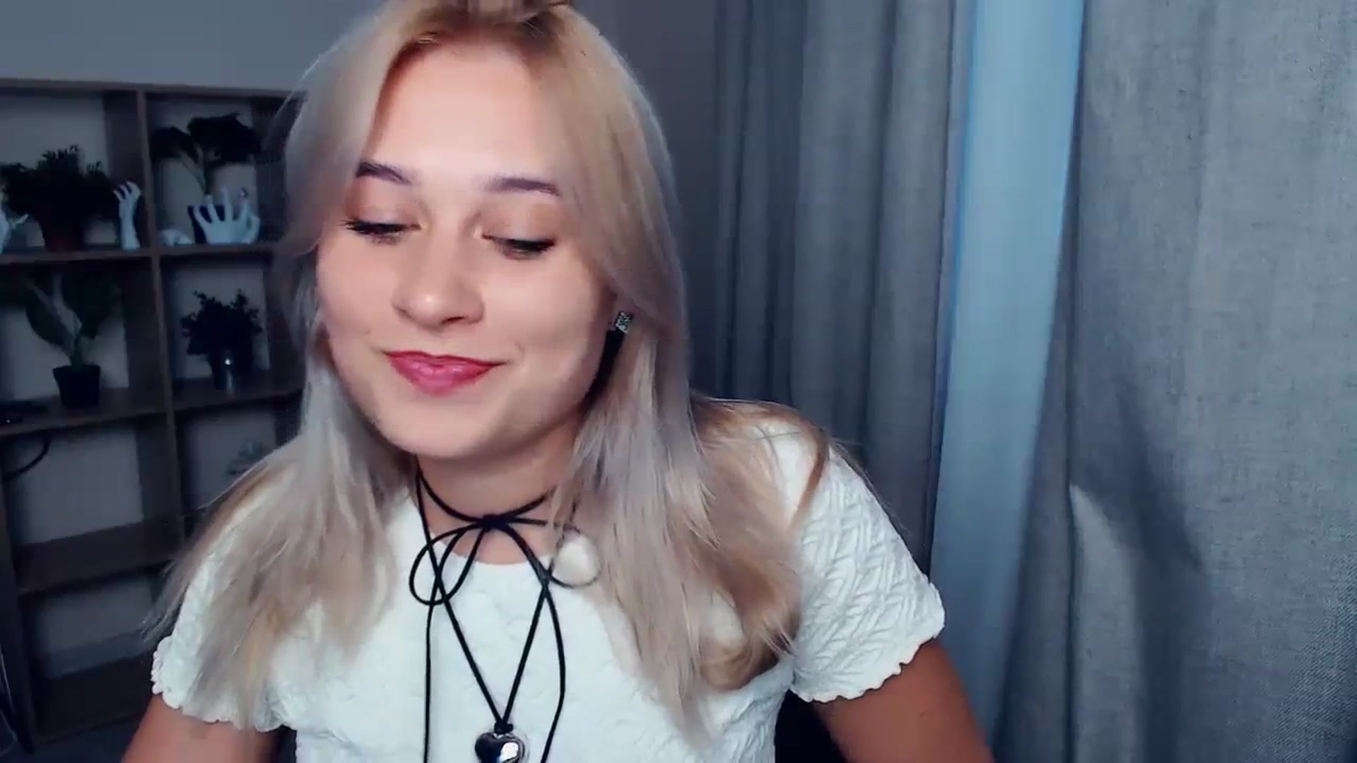 Gallery image thumbnail from Kukla_kolduna's myfreecams stream on, 10/16/2023, 14:53 image 9 of 20