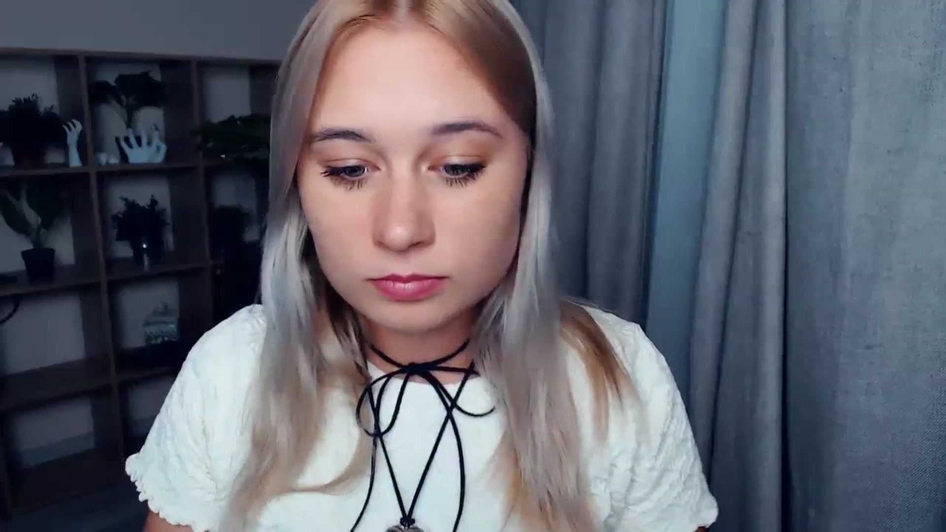 Gallery image thumbnail from Kukla_kolduna's myfreecams stream on, 10/16/2023, 17:11 image 3 of 20