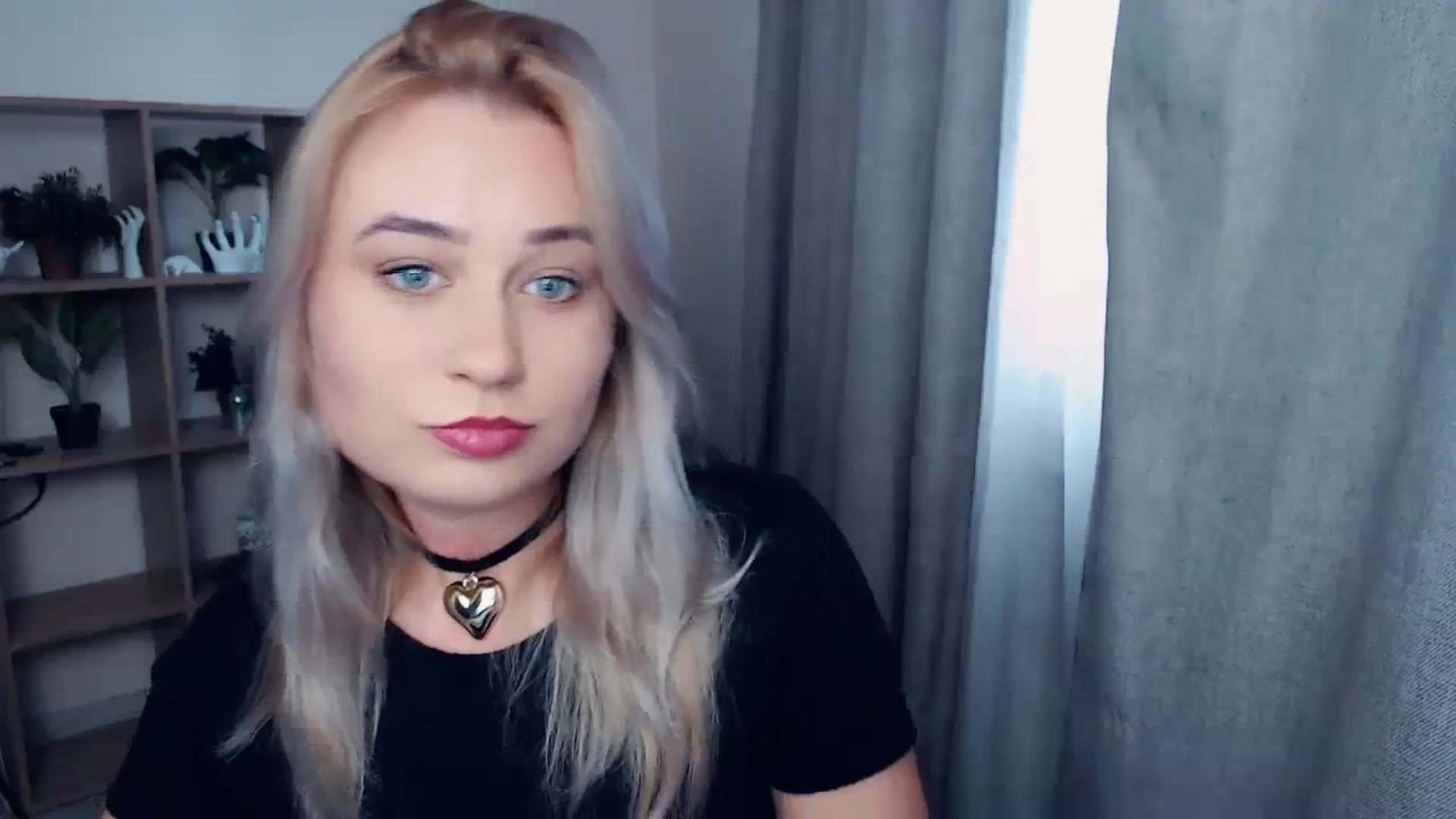 Gallery image thumbnail from Kukla_kolduna's myfreecams stream on, 10/20/2023, 13:14 image 9 of 20
