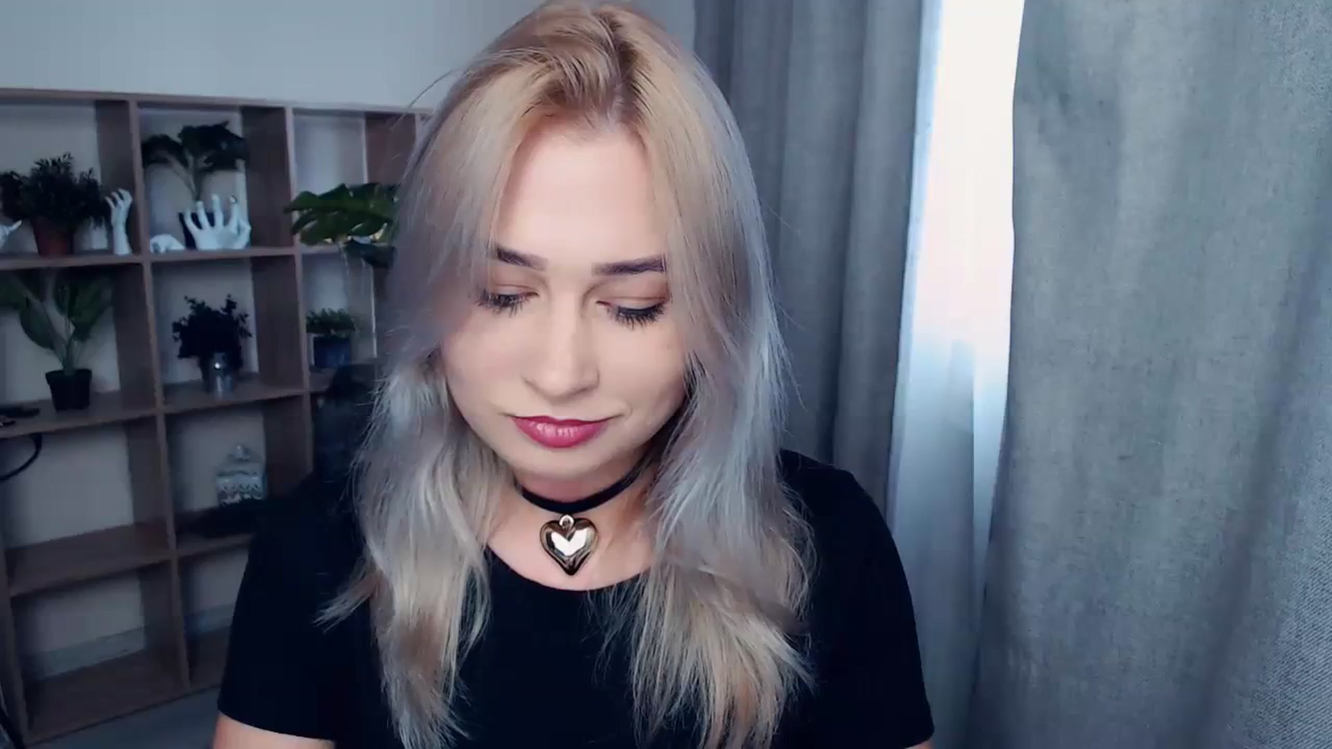 Gallery image thumbnail from Kukla_kolduna's myfreecams stream on, 10/20/2023, 13:14 image 8 of 20