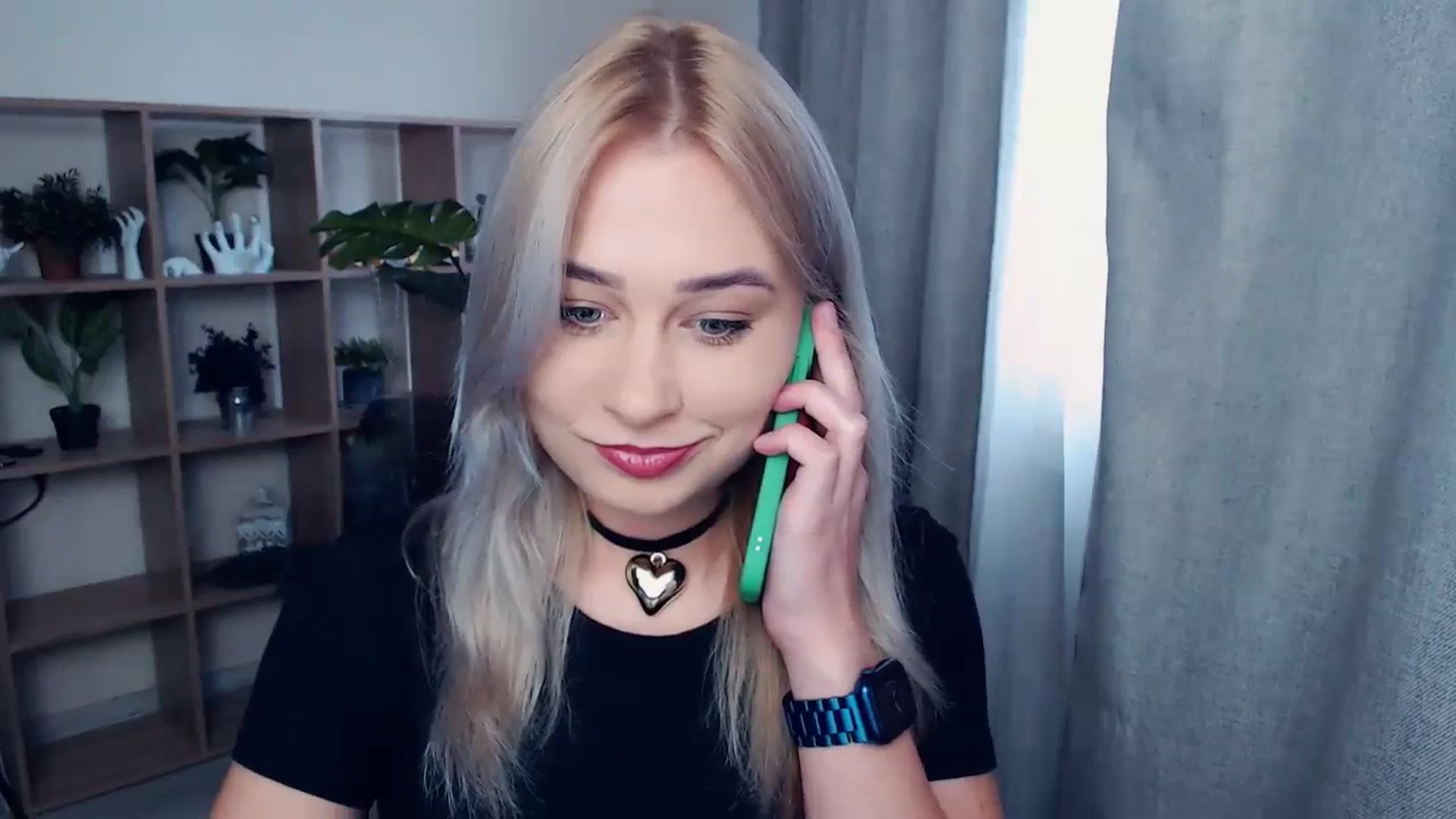 Gallery image thumbnail from Kukla_kolduna's myfreecams stream on, 10/20/2023, 13:14 image 2 of 20