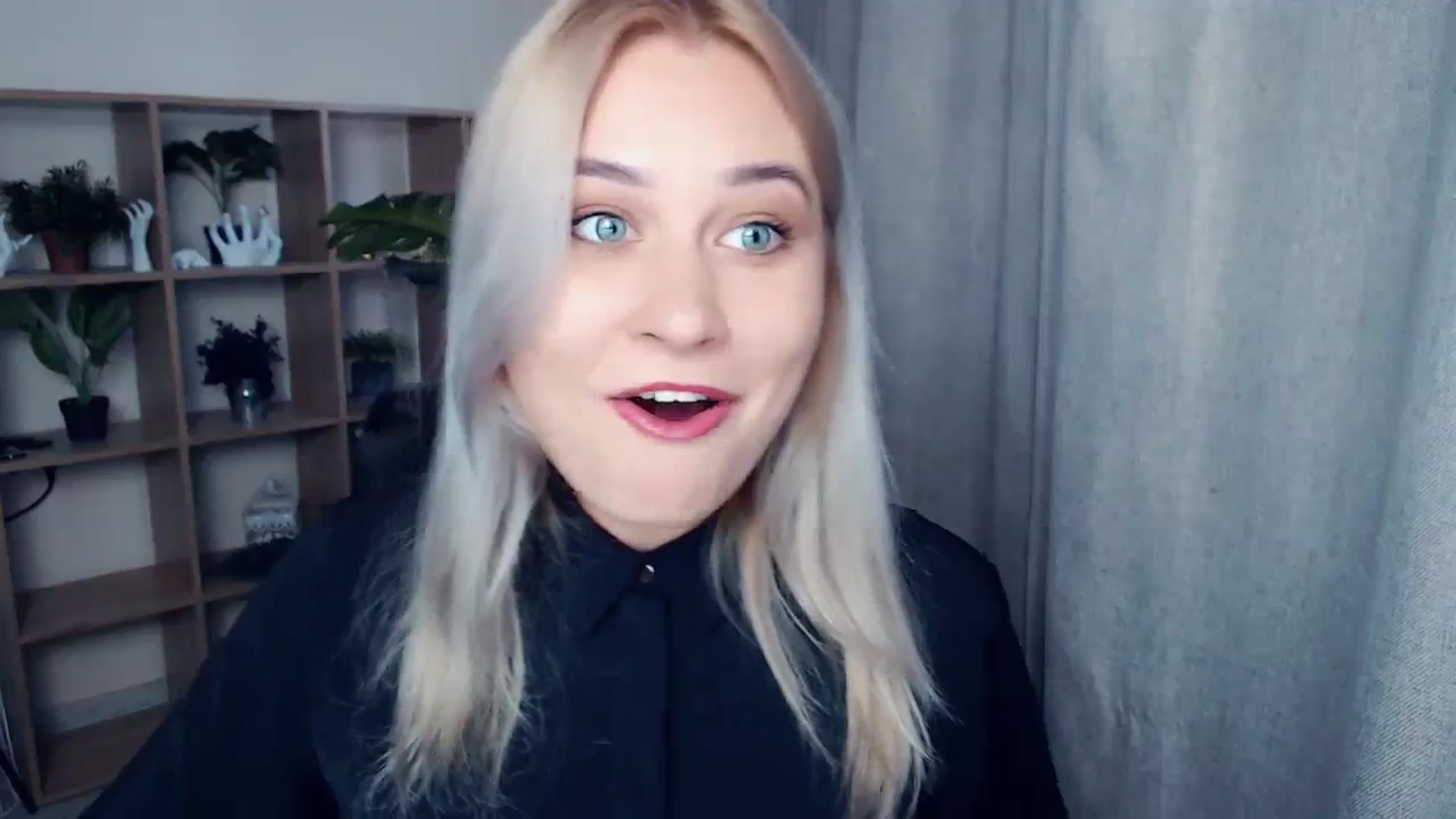 Gallery image thumbnail from Kukla_kolduna's myfreecams stream on, 10/21/2023, 14:08 image 3 of 20