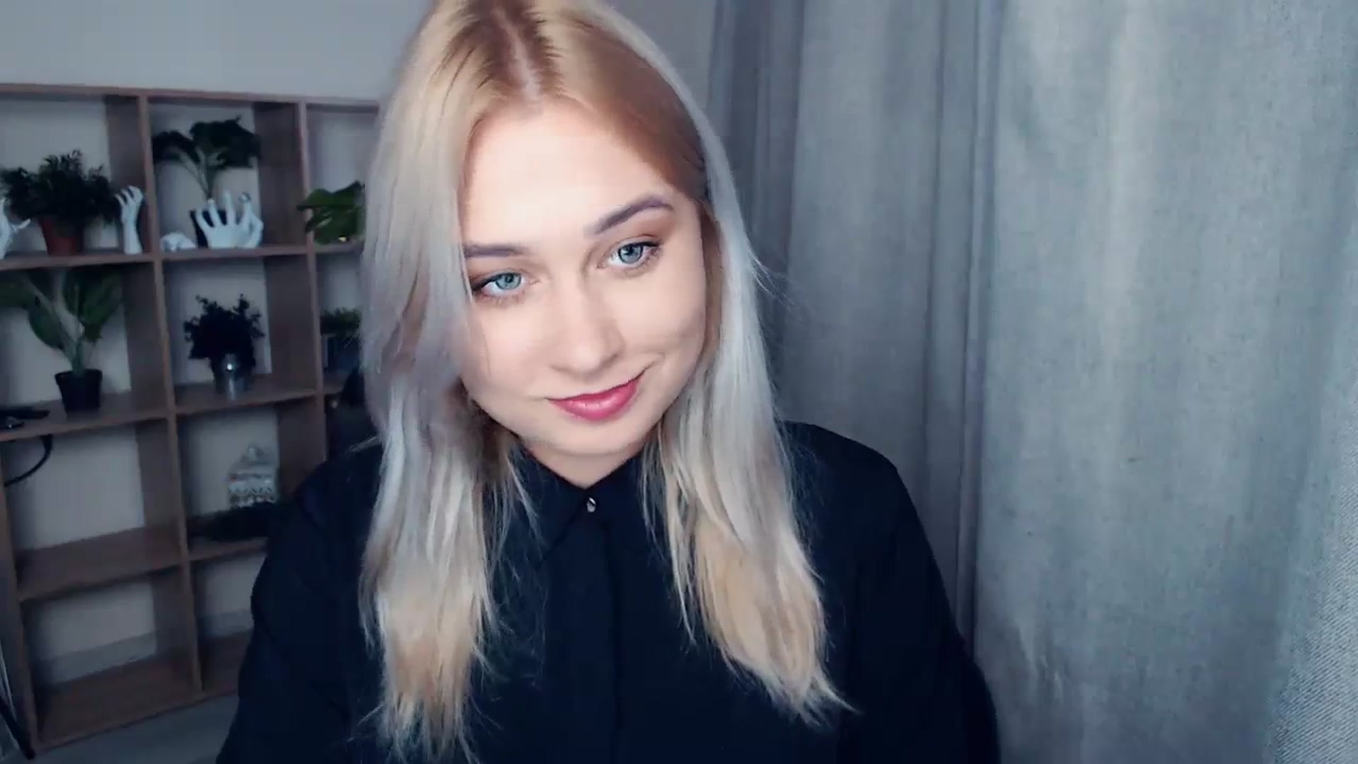 Gallery image thumbnail from Kukla_kolduna's myfreecams stream on, 10/21/2023, 14:08 image 20 of 20