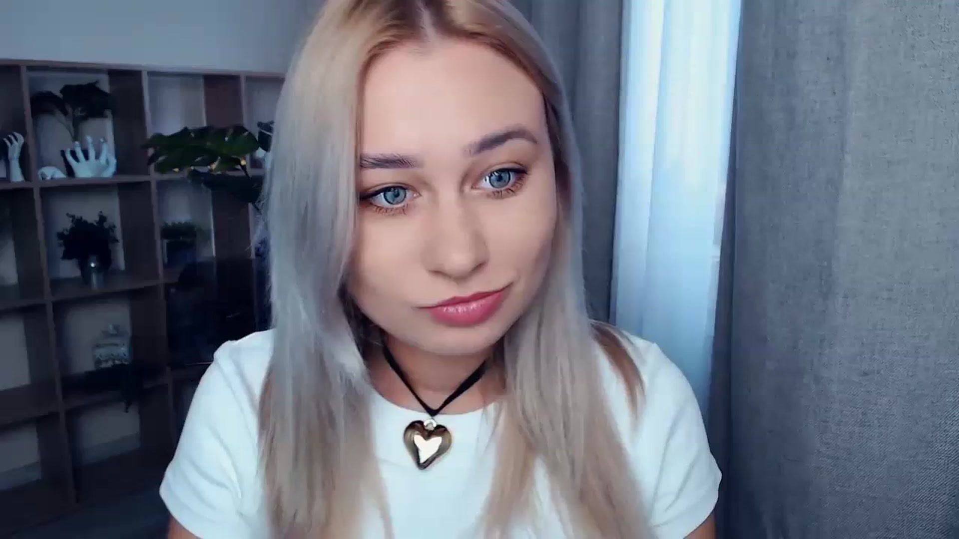 Gallery image thumbnail from Kukla_kolduna's myfreecams stream on, 10/26/2023, 13:36 image 1 of 20