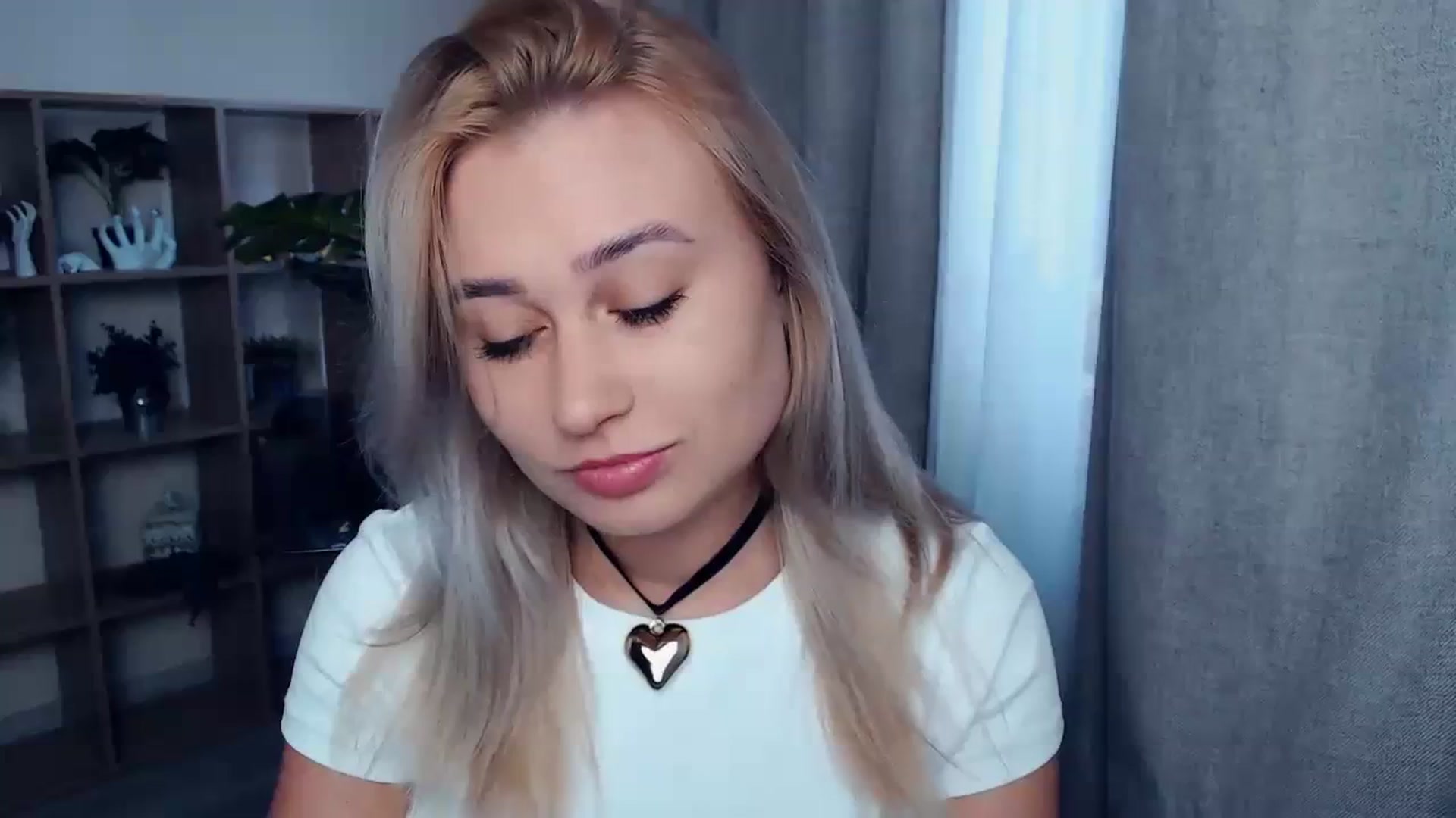 Gallery image thumbnail from Kukla_kolduna's myfreecams stream on, 10/26/2023, 13:36 image 3 of 20