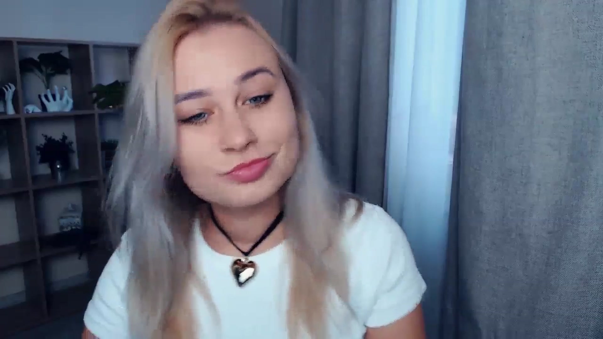 Gallery image thumbnail from Kukla_kolduna's myfreecams stream on, 10/26/2023, 13:36 image 5 of 20