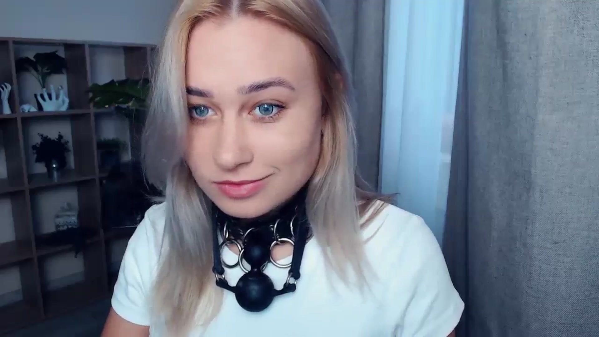 Gallery image thumbnail from Kukla_kolduna's myfreecams stream on, 10/26/2023, 13:36 image 14 of 20
