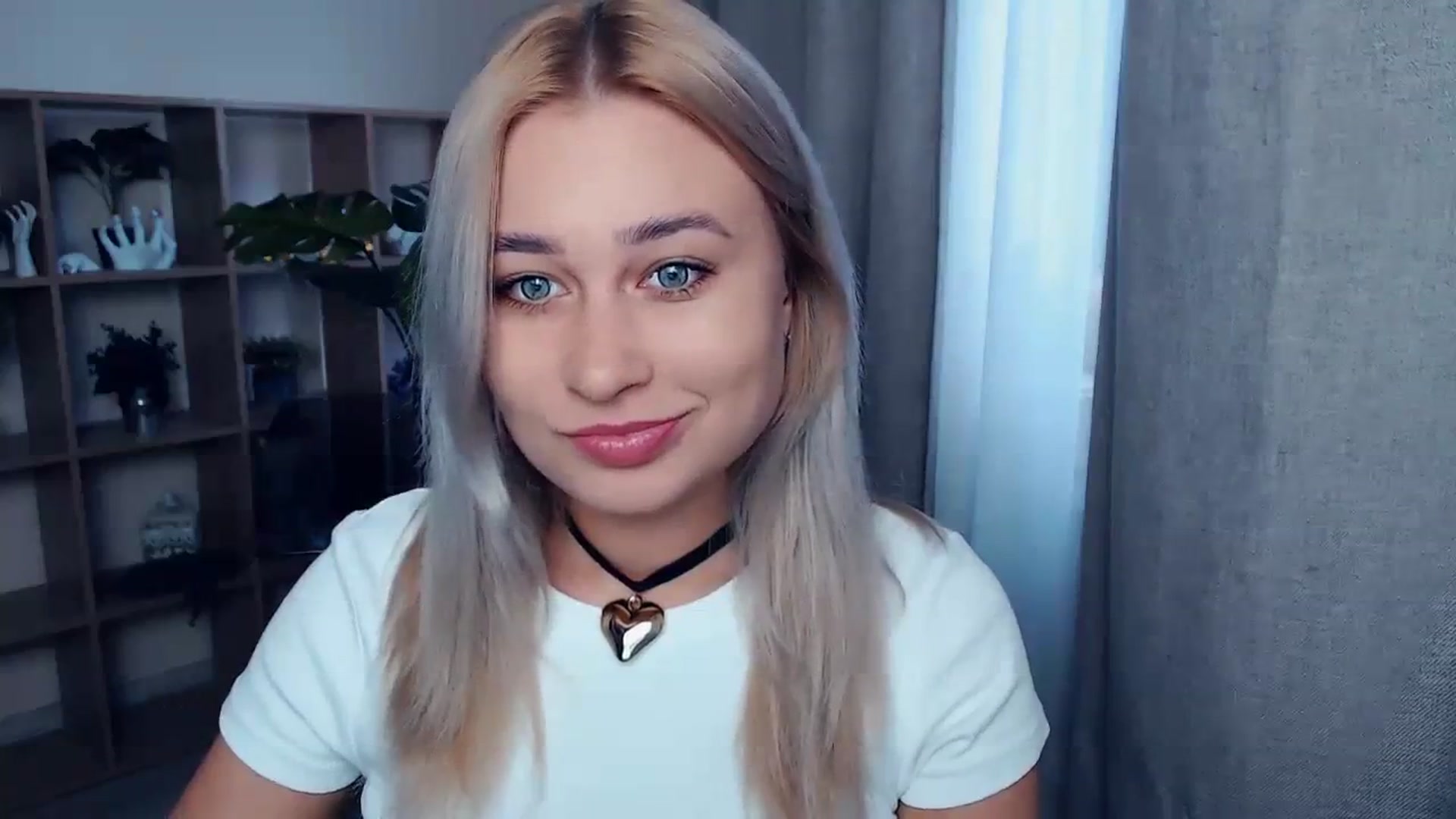 Gallery image thumbnail from Kukla_kolduna's myfreecams stream on, 10/26/2023, 13:36 image 2 of 20