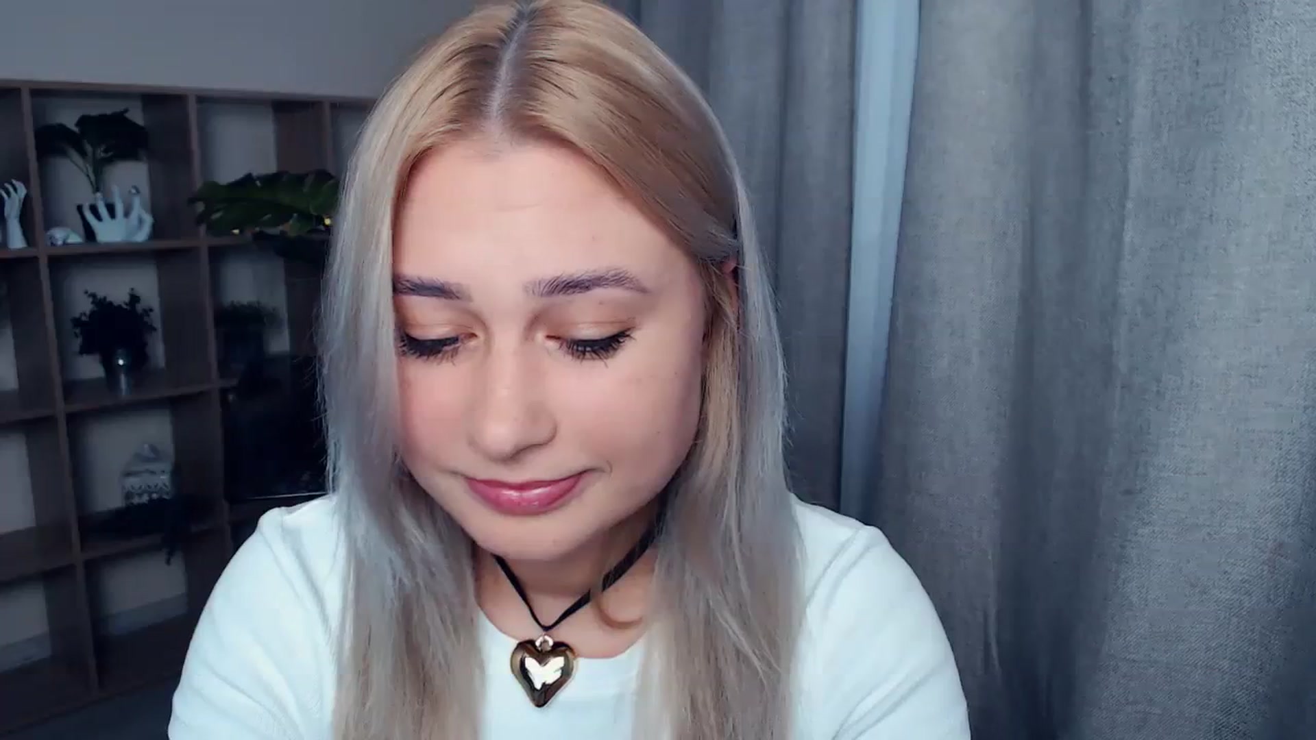Gallery image thumbnail from Kukla_kolduna's myfreecams stream on, 10/26/2023, 14:15 image 18 of 20