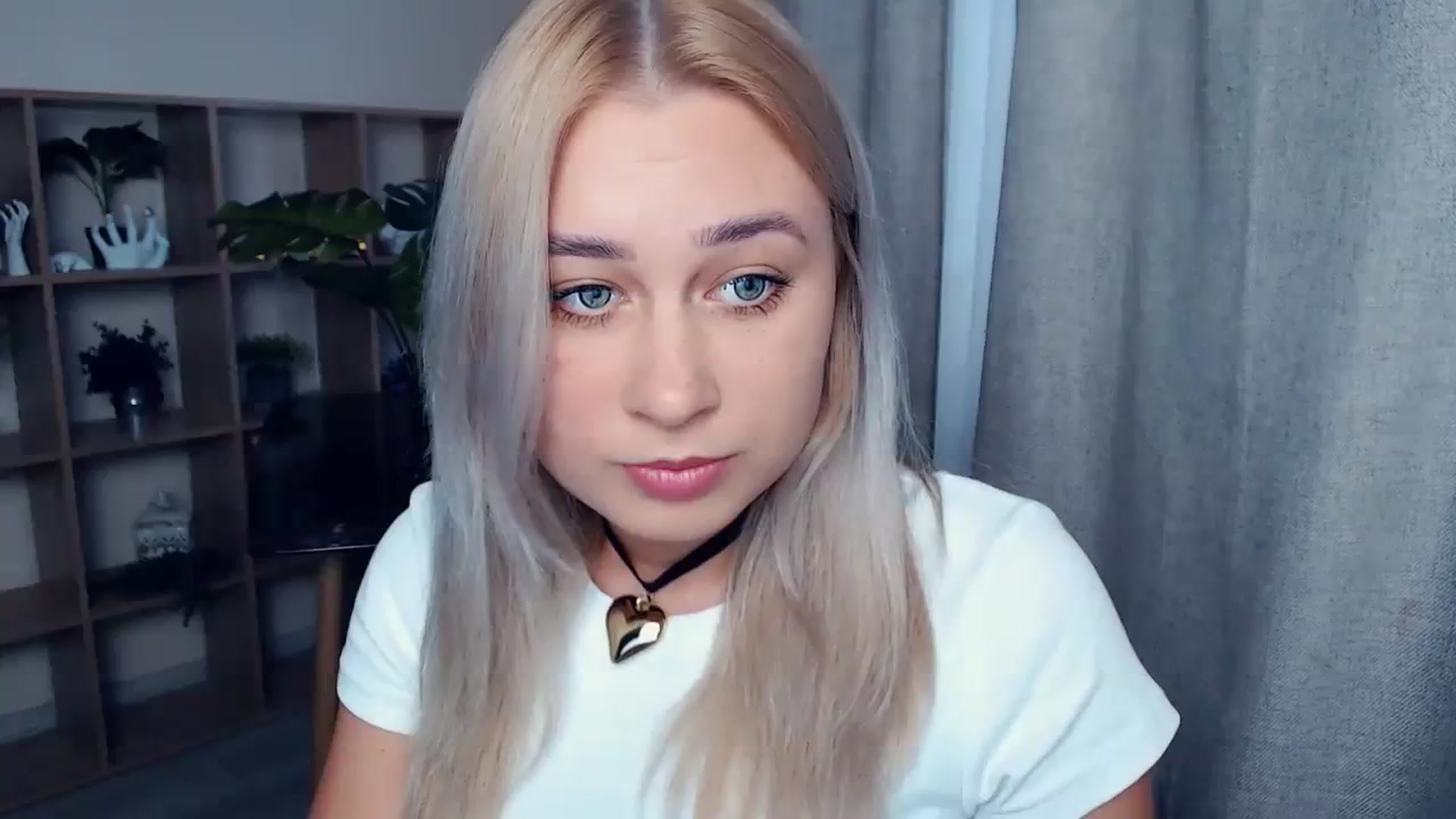Gallery image thumbnail from Kukla_kolduna's myfreecams stream on, 10/26/2023, 14:15 image 1 of 20