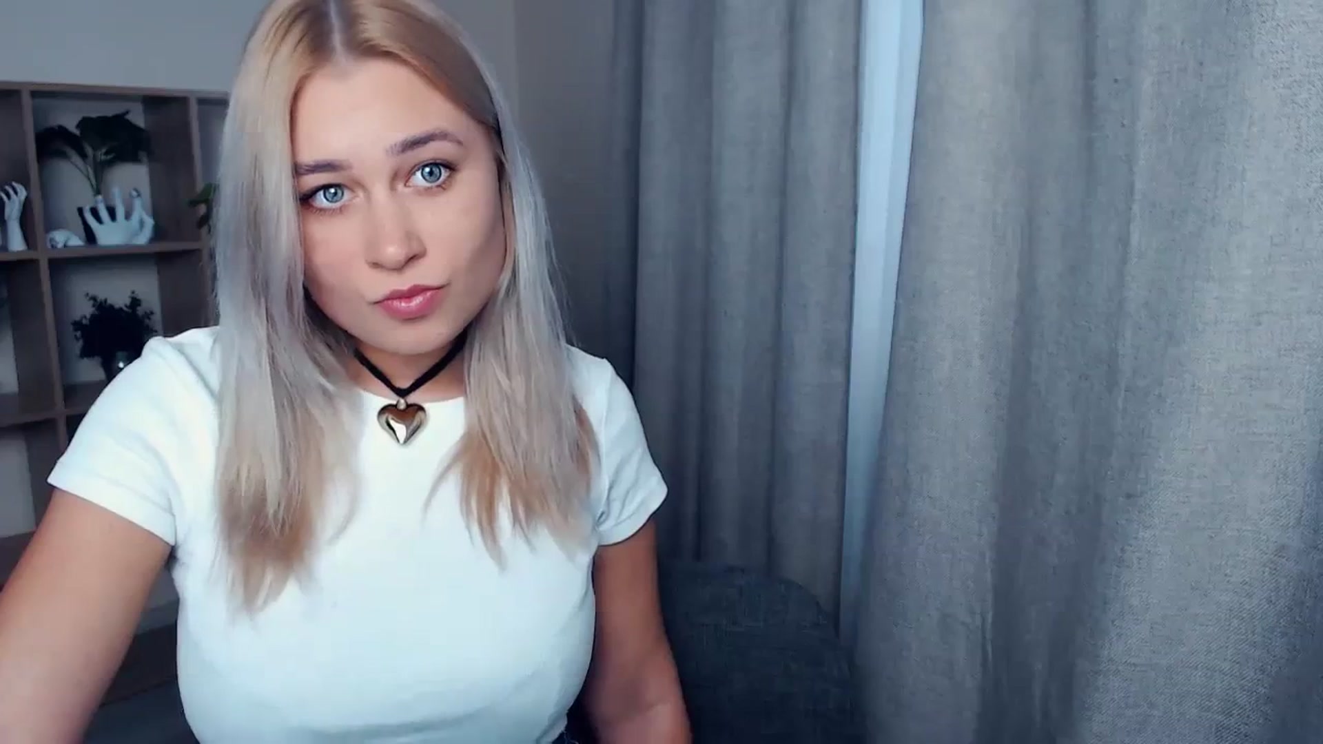 Gallery image thumbnail from Kukla_kolduna's myfreecams stream on, 10/26/2023, 14:15 image 2 of 20