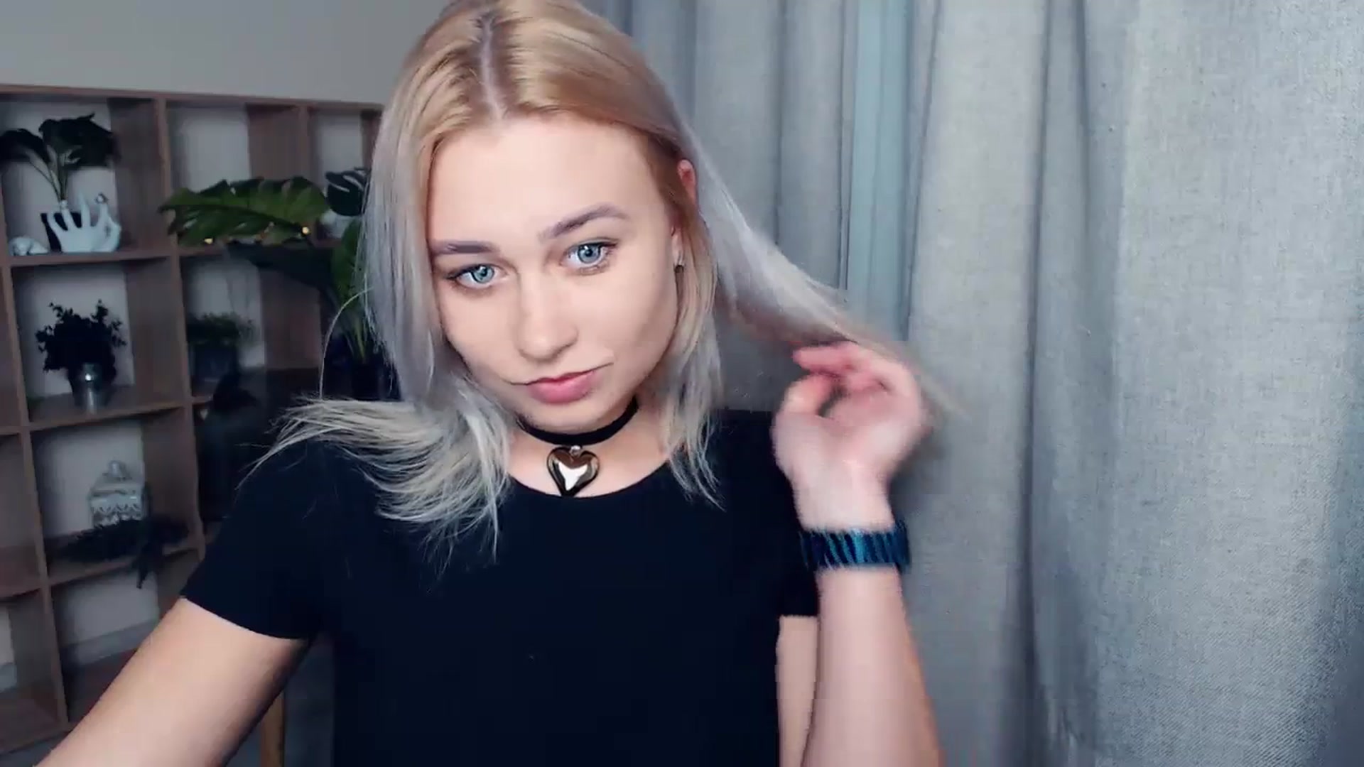 Gallery image thumbnail from Kukla_kolduna's myfreecams stream on, 10/26/2023, 16:35 image 20 of 20