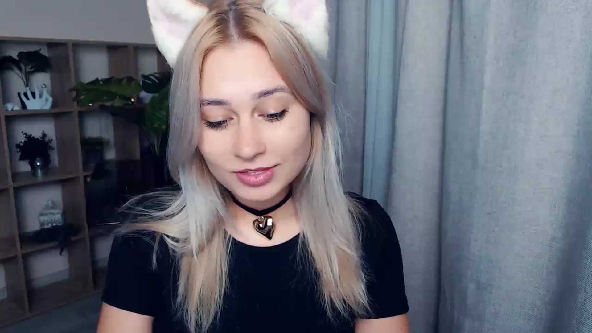 Gallery image thumbnail from Kukla_kolduna's myfreecams stream on, 10/26/2023, 16:35 image 3 of 20