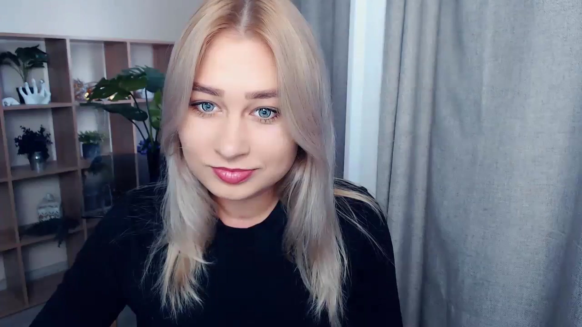 Gallery image thumbnail from Kukla_kolduna's myfreecams stream on, 10/28/2023, 13:19 image 9 of 20