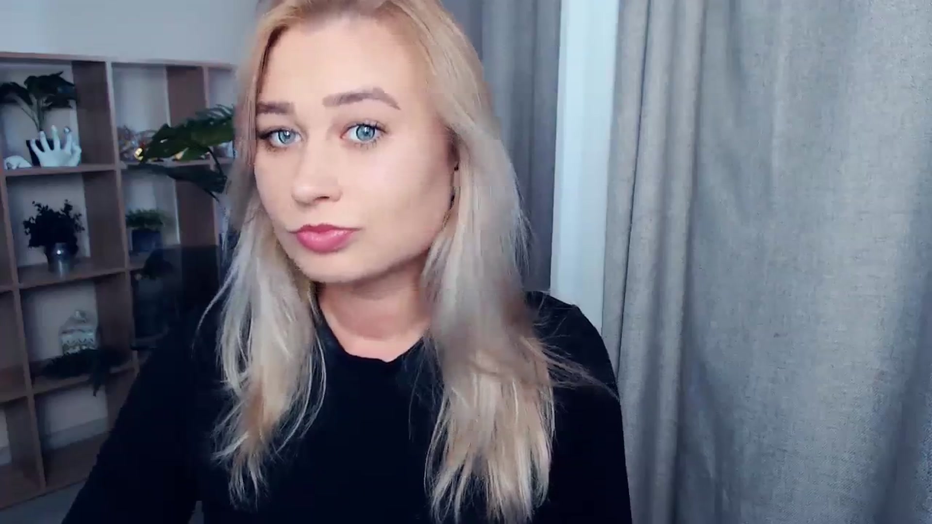 Gallery image thumbnail from Kukla_kolduna's myfreecams stream on, 10/28/2023, 13:19 image 15 of 20