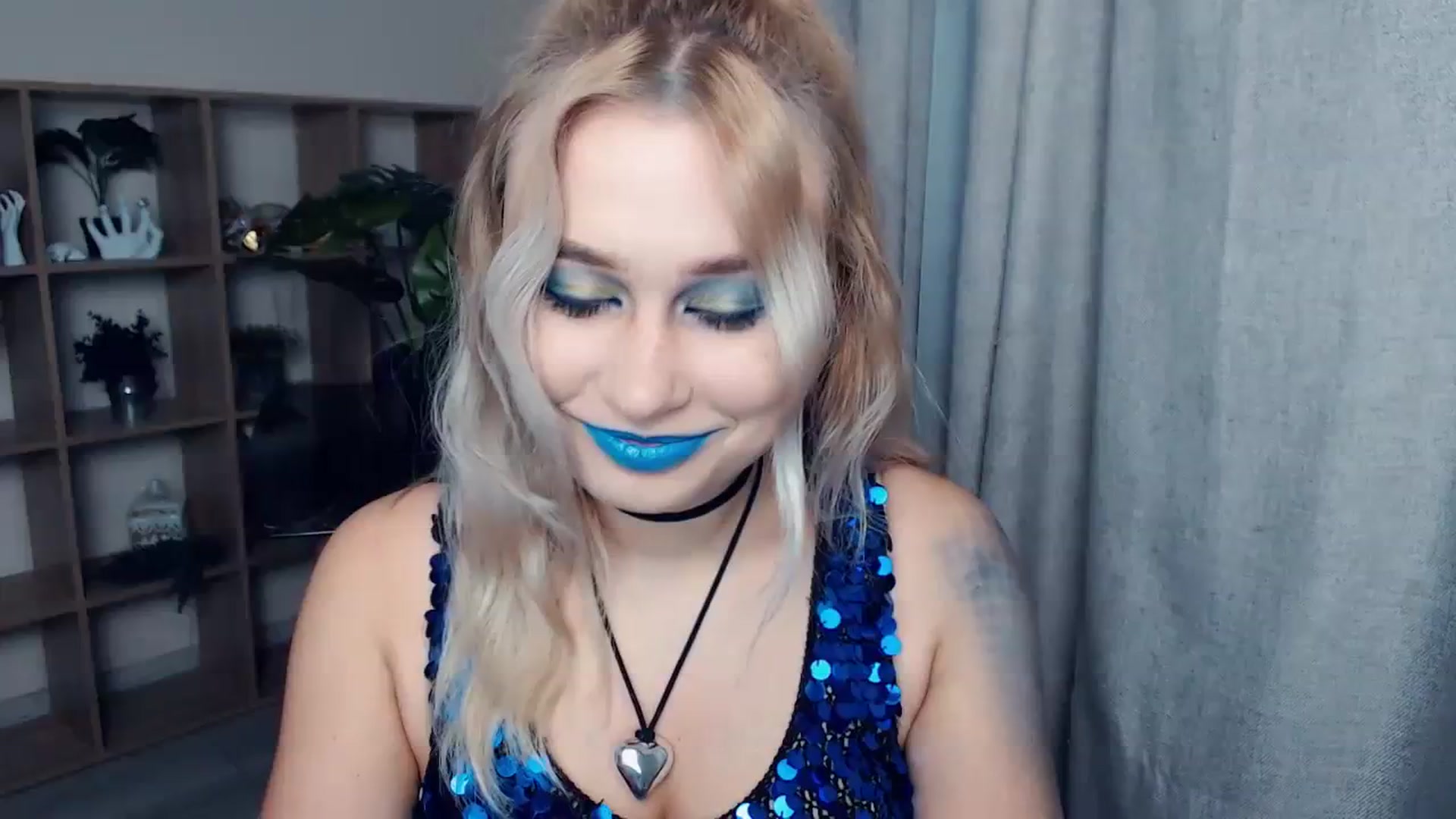 Gallery image thumbnail from Kukla_kolduna's myfreecams stream on, 10/30/2023, 16:00 image 2 of 20