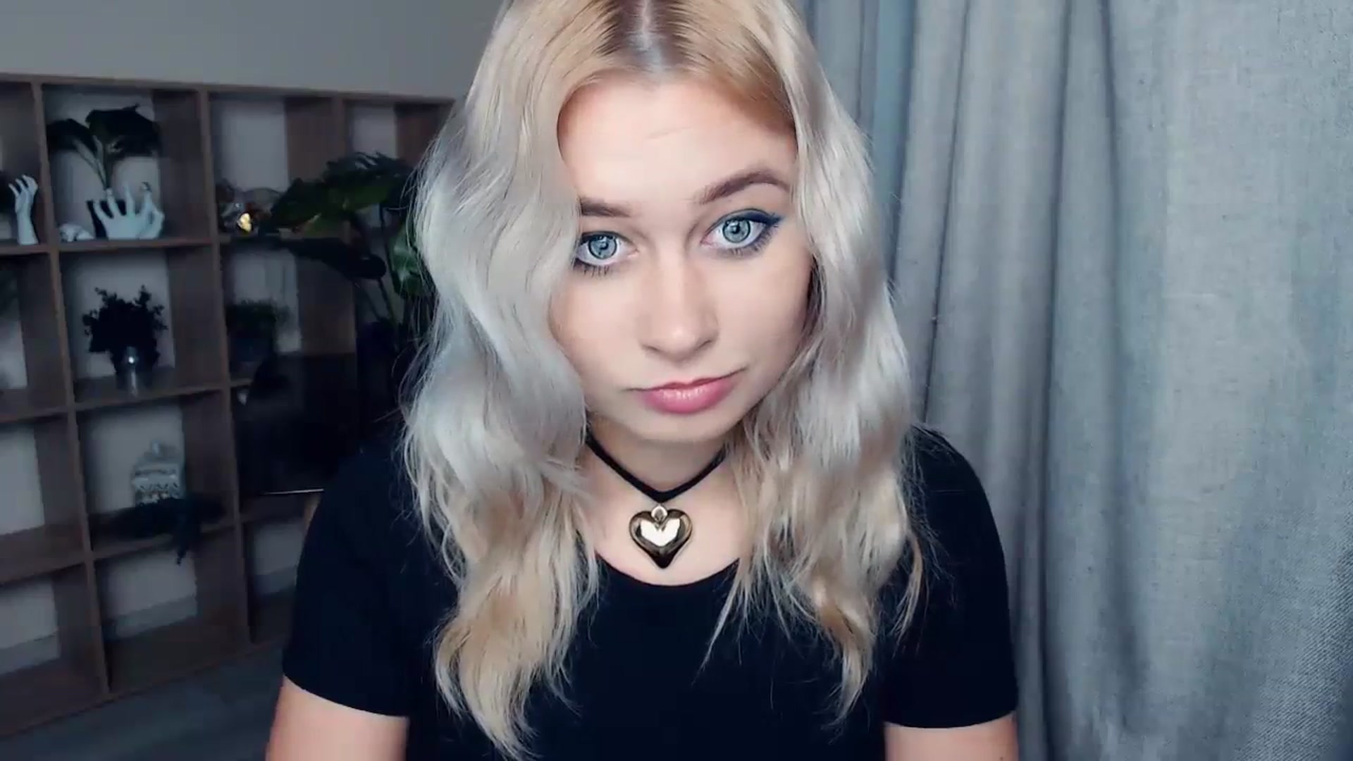 Gallery image thumbnail from Kukla_kolduna's myfreecams stream on, 10/30/2023, 19:45 image 9 of 20