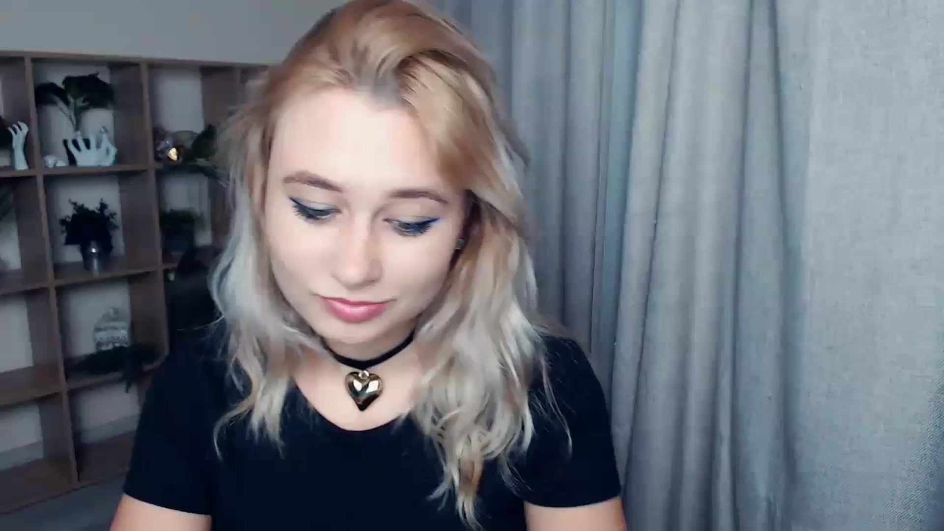 Gallery image thumbnail from Kukla_kolduna's myfreecams stream on, 10/30/2023, 19:45 image 5 of 20