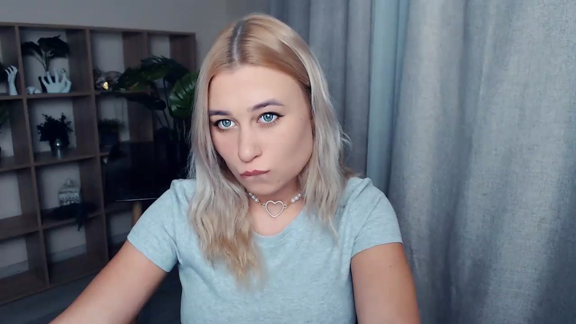 Gallery image thumbnail from Kukla_kolduna's myfreecams stream on, 11/03/2023, 15:08 image 20 of 20