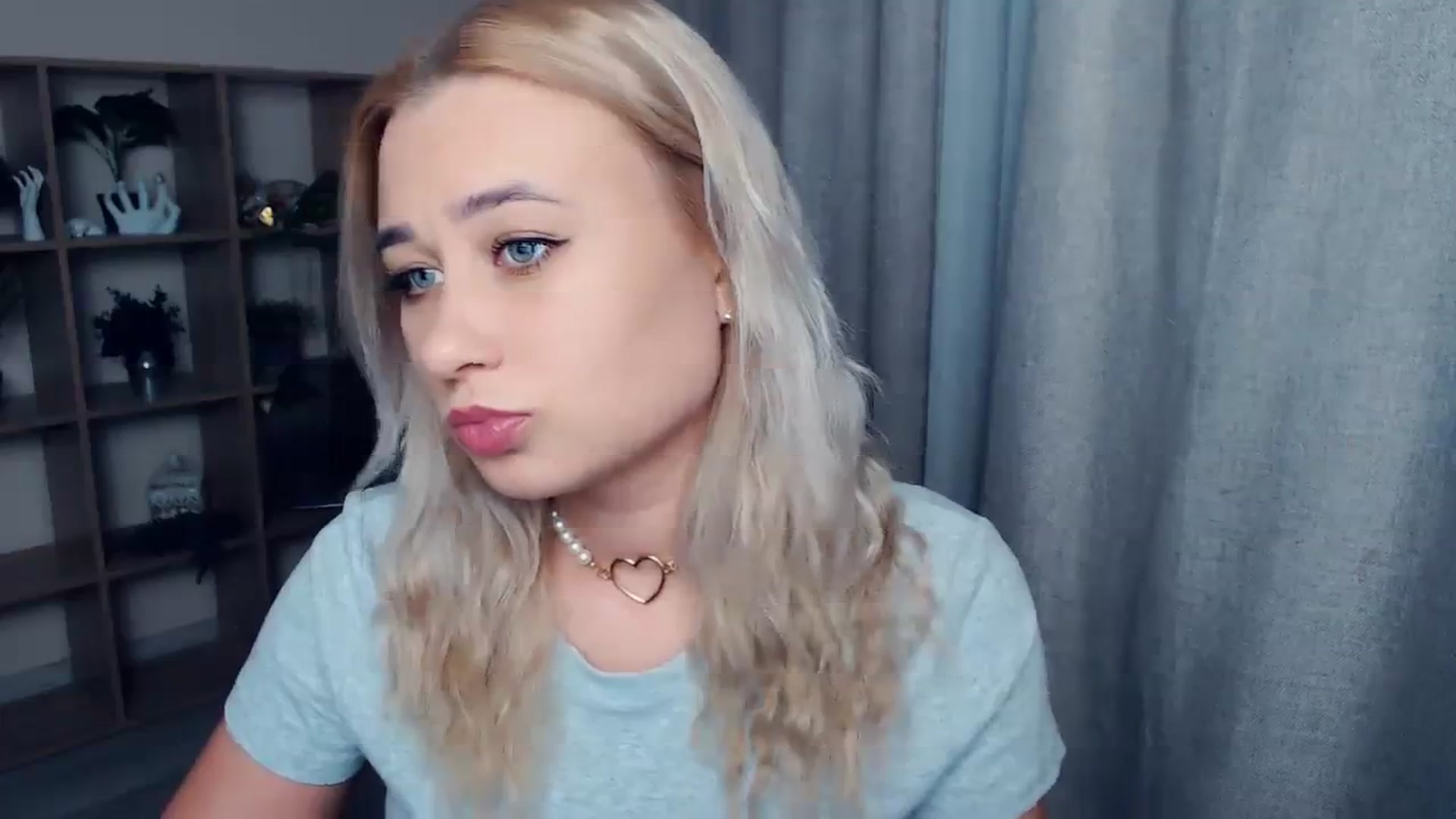 Gallery image thumbnail from Kukla_kolduna's myfreecams stream on, 11/03/2023, 15:08 image 7 of 20