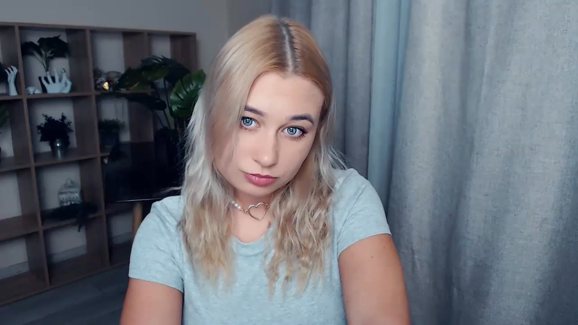 Gallery image thumbnail from Kukla_kolduna's myfreecams stream on, 11/03/2023, 15:08 image 6 of 20