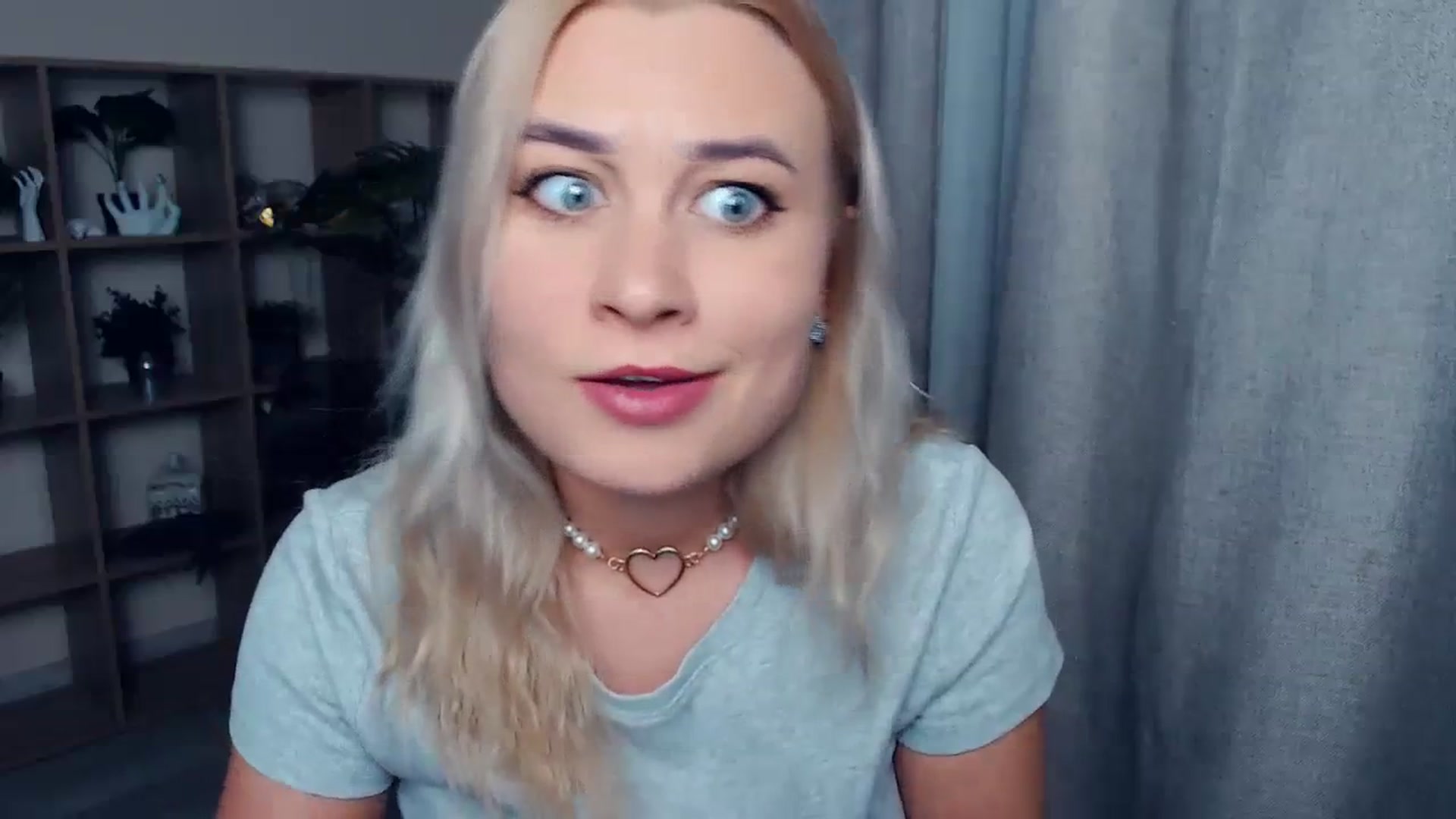 Gallery image thumbnail from Kukla_kolduna's myfreecams stream on, 11/03/2023, 15:08 image 12 of 20