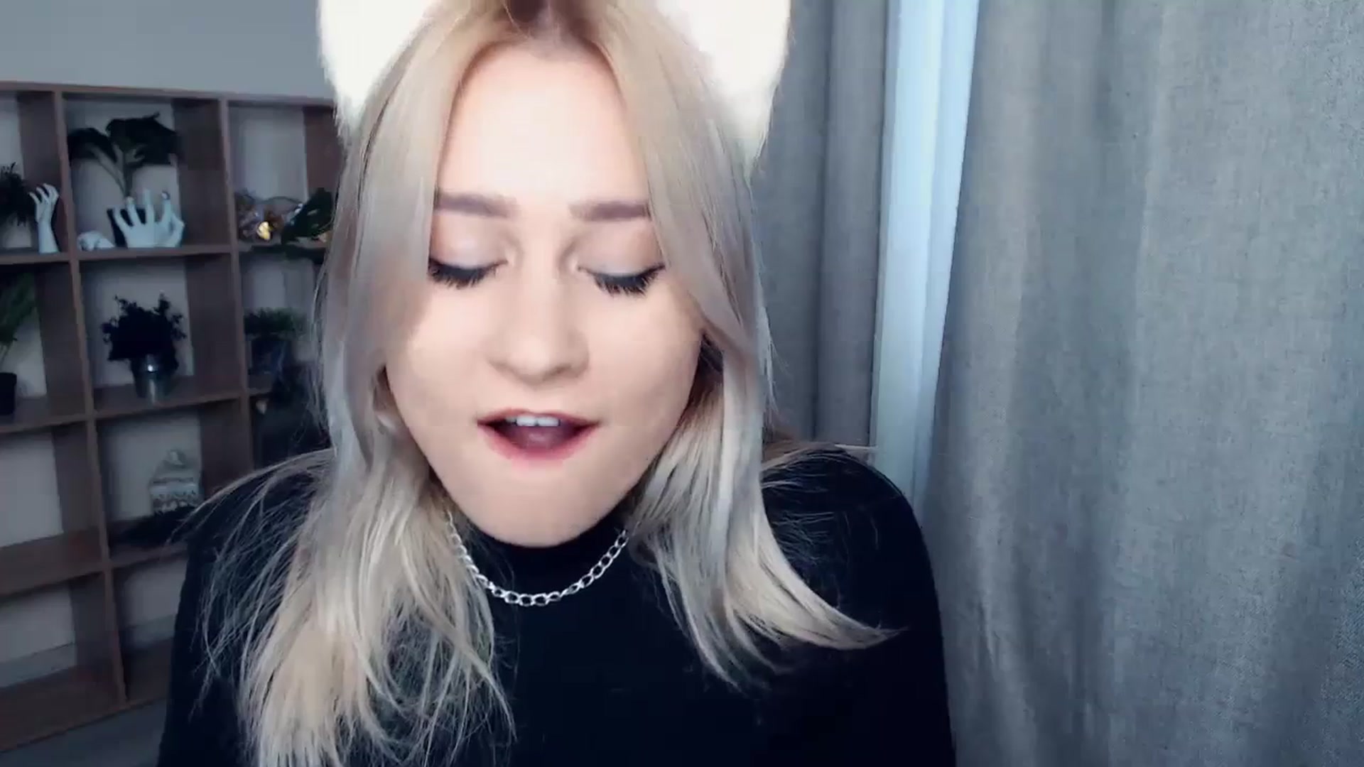 Gallery image thumbnail from Kukla_kolduna's myfreecams stream on, 11/04/2023, 13:01 image 14 of 20