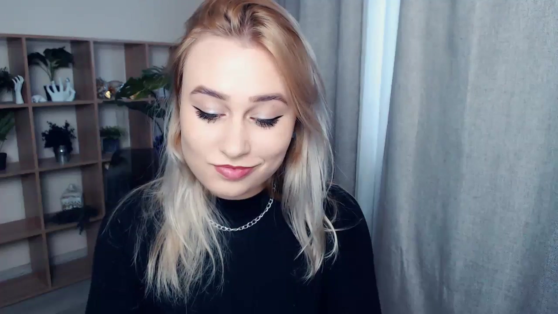 Gallery image thumbnail from Kukla_kolduna's myfreecams stream on, 11/04/2023, 13:01 image 20 of 20