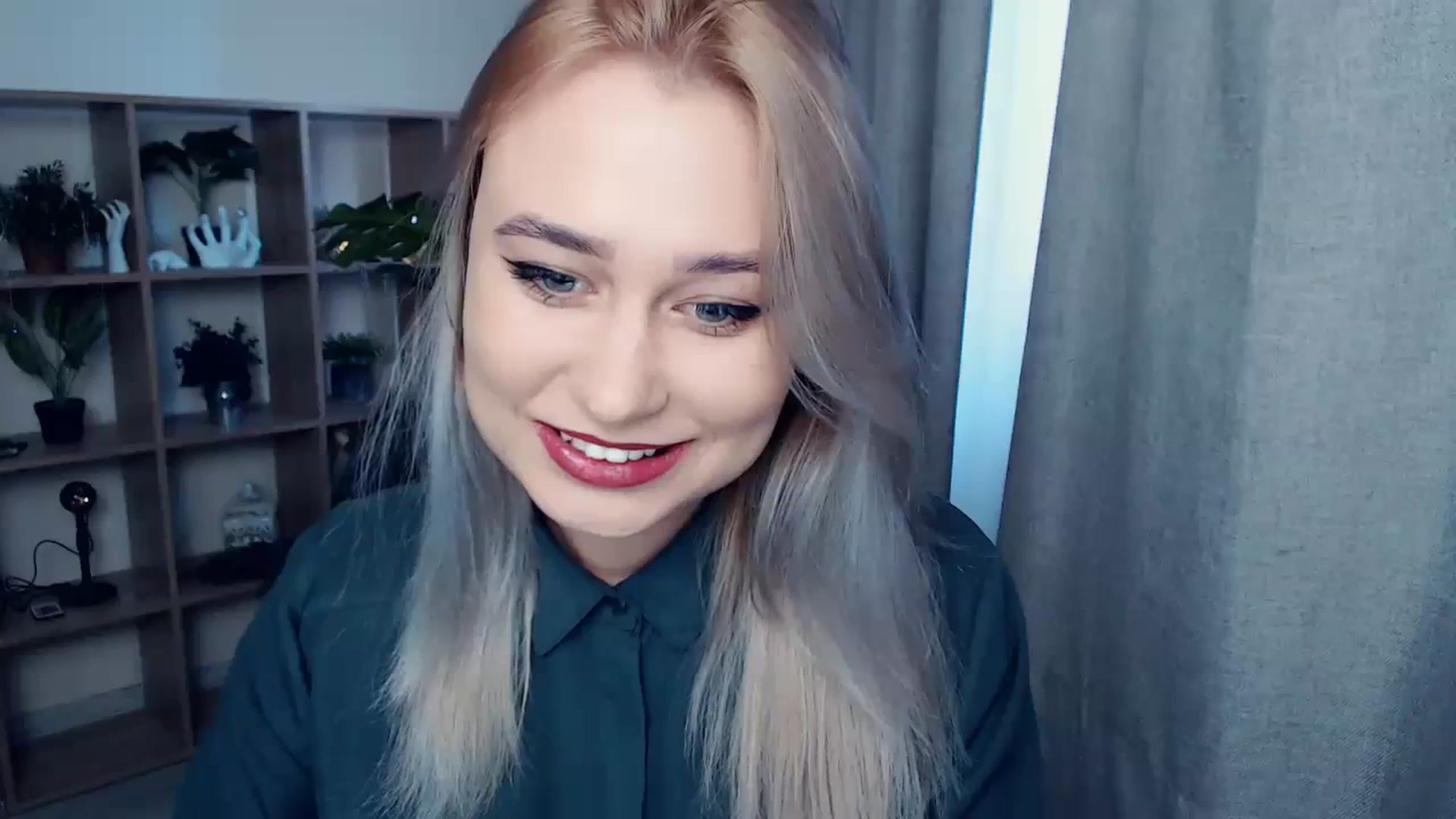 Gallery image thumbnail from Kukla_kolduna's myfreecams stream on, 11/09/2023, 14:11 image 7 of 20