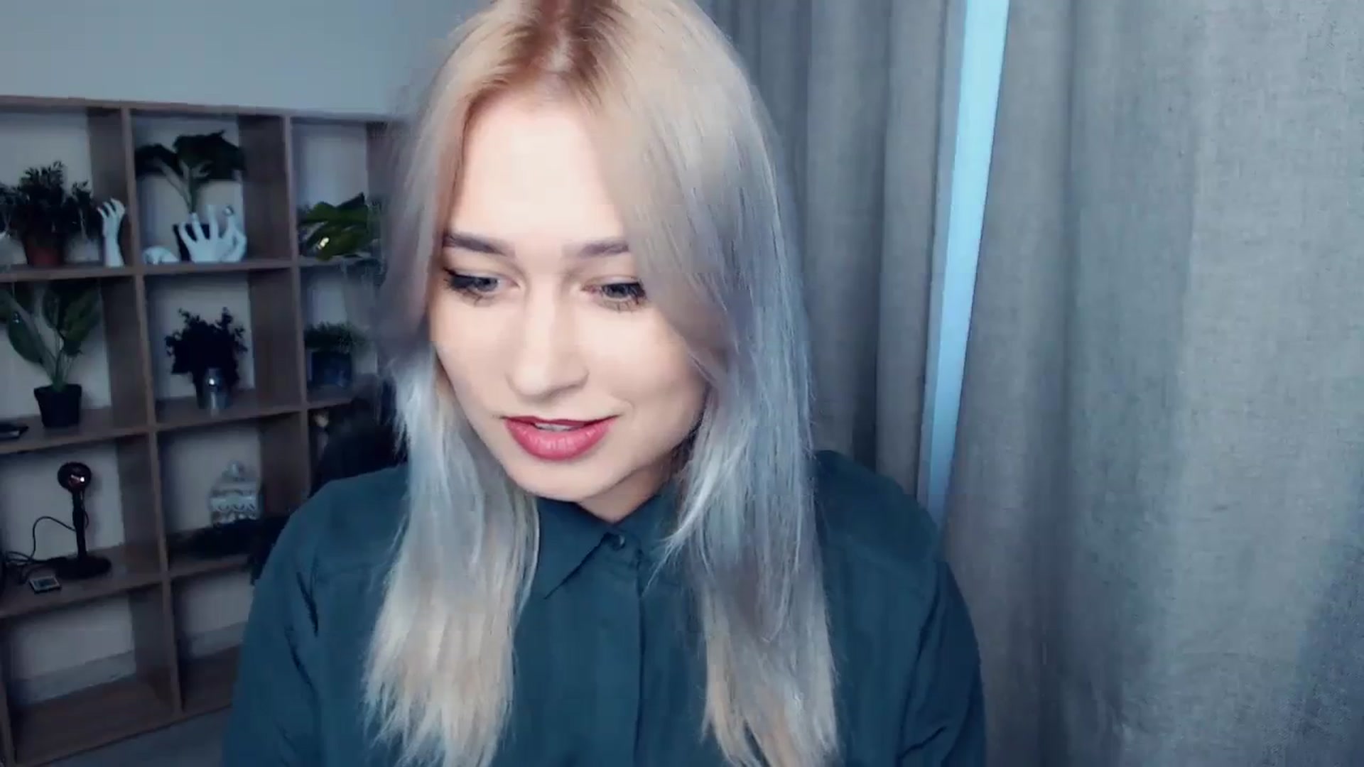 Gallery image thumbnail from Kukla_kolduna's myfreecams stream on, 11/09/2023, 14:11 image 18 of 20