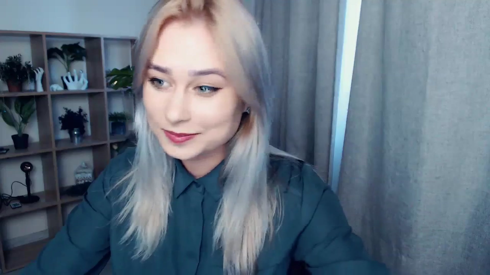Gallery image thumbnail from Kukla_kolduna's myfreecams stream on, 11/09/2023, 14:11 image 11 of 20