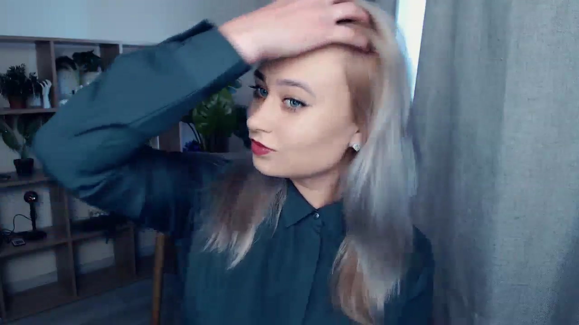 Gallery image thumbnail from Kukla_kolduna's myfreecams stream on, 11/09/2023, 14:11 image 3 of 20