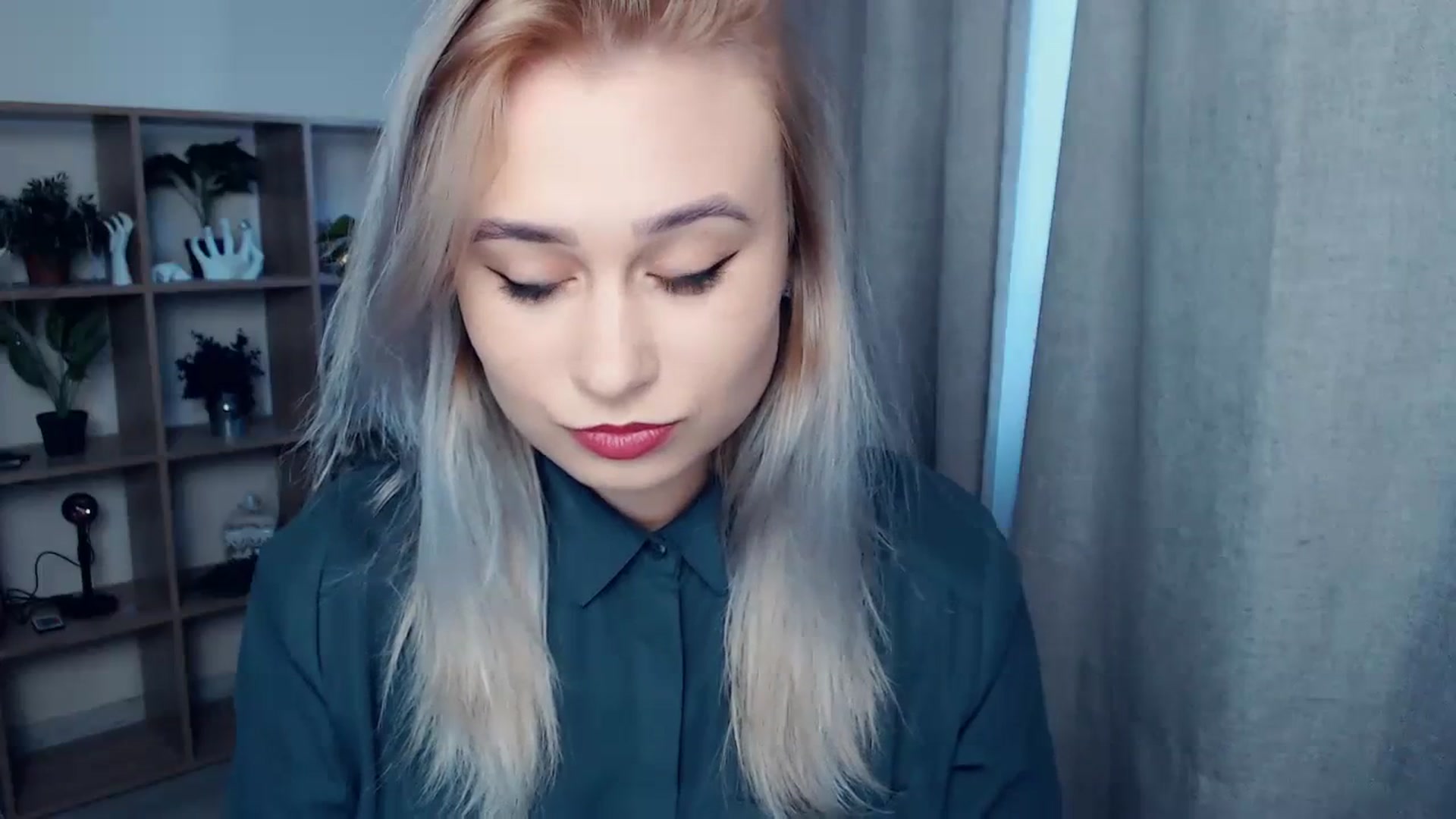 Gallery image thumbnail from Kukla_kolduna's myfreecams stream on, 11/09/2023, 14:11 image 13 of 20