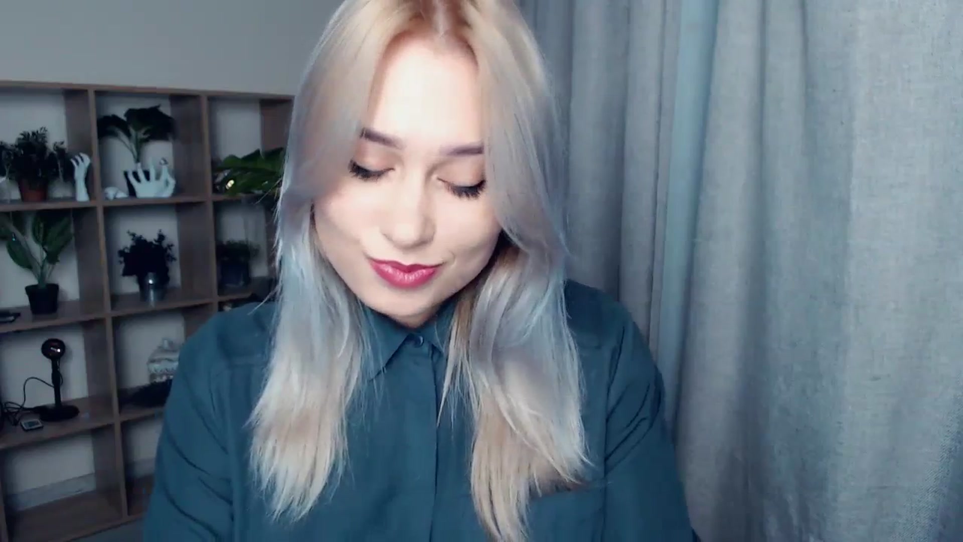 Gallery image thumbnail from Kukla_kolduna's myfreecams stream on, 11/09/2023, 15:57 image 8 of 20